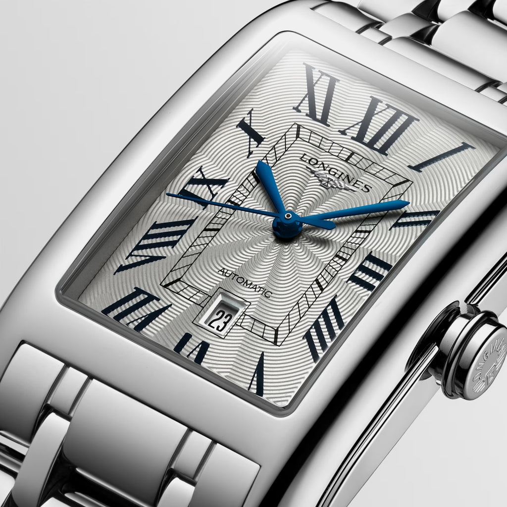 Dolcevita Men Automatic Silver Dial Analog Stainless Steel Watch L57674716