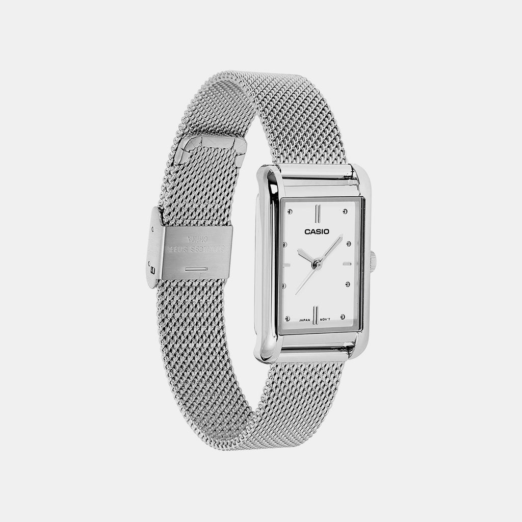Women Quartz Silver Dial Analog Mesh Watch A2555