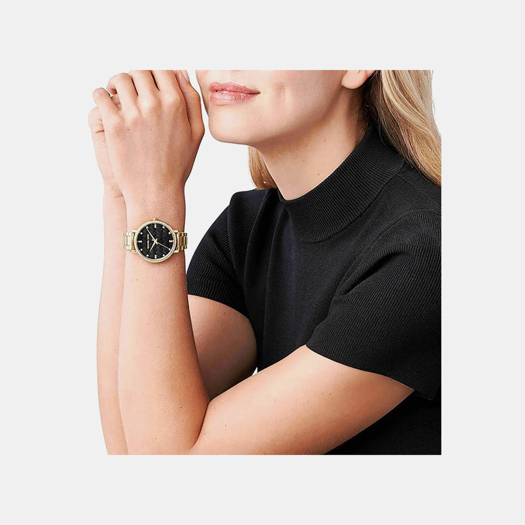 Pyper Women Quartz Black Dial Analog Stainless Steel Watch MK4916