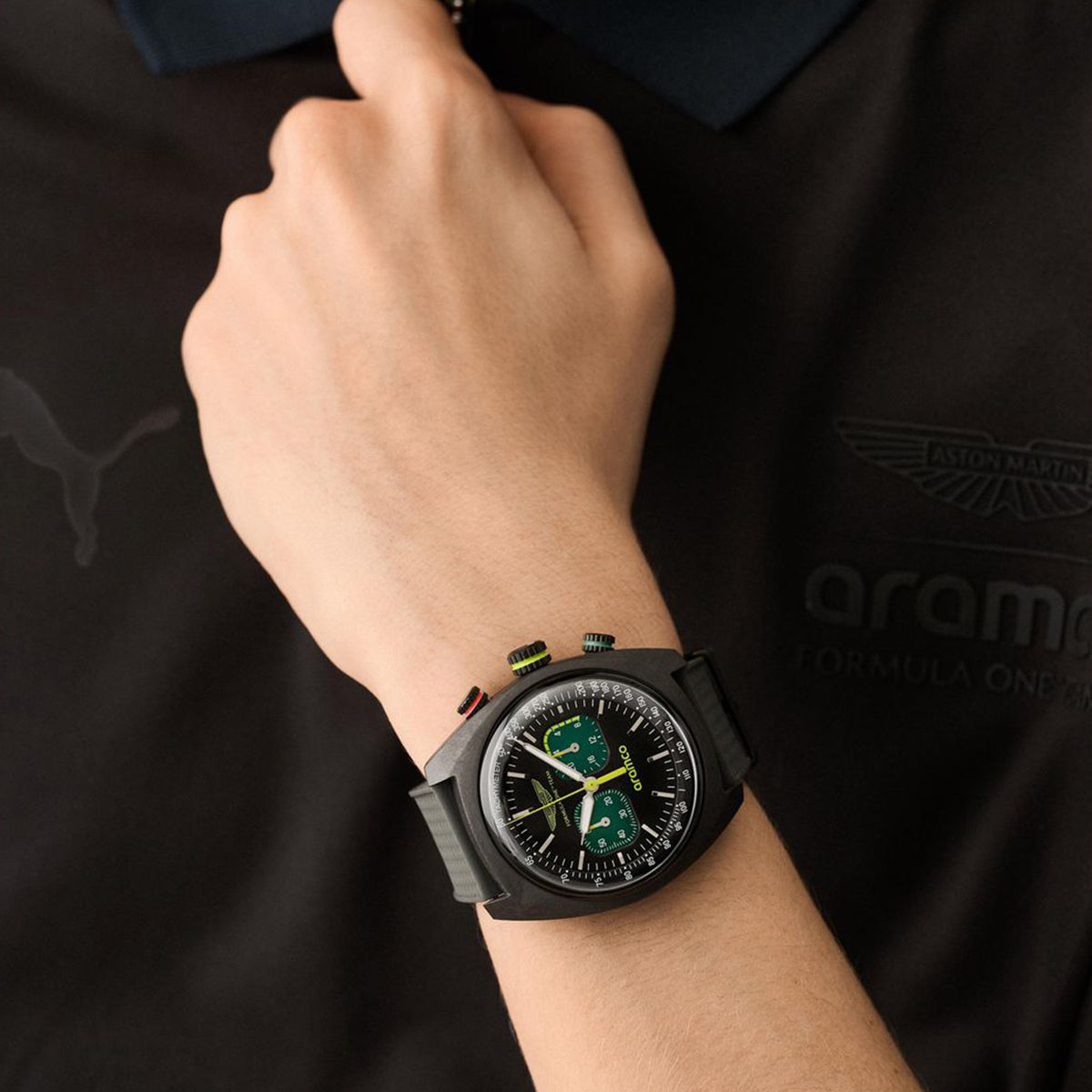 Am Formula 1 Men Quartz Black Dial Analog Rubber Watch MTFD2F60243