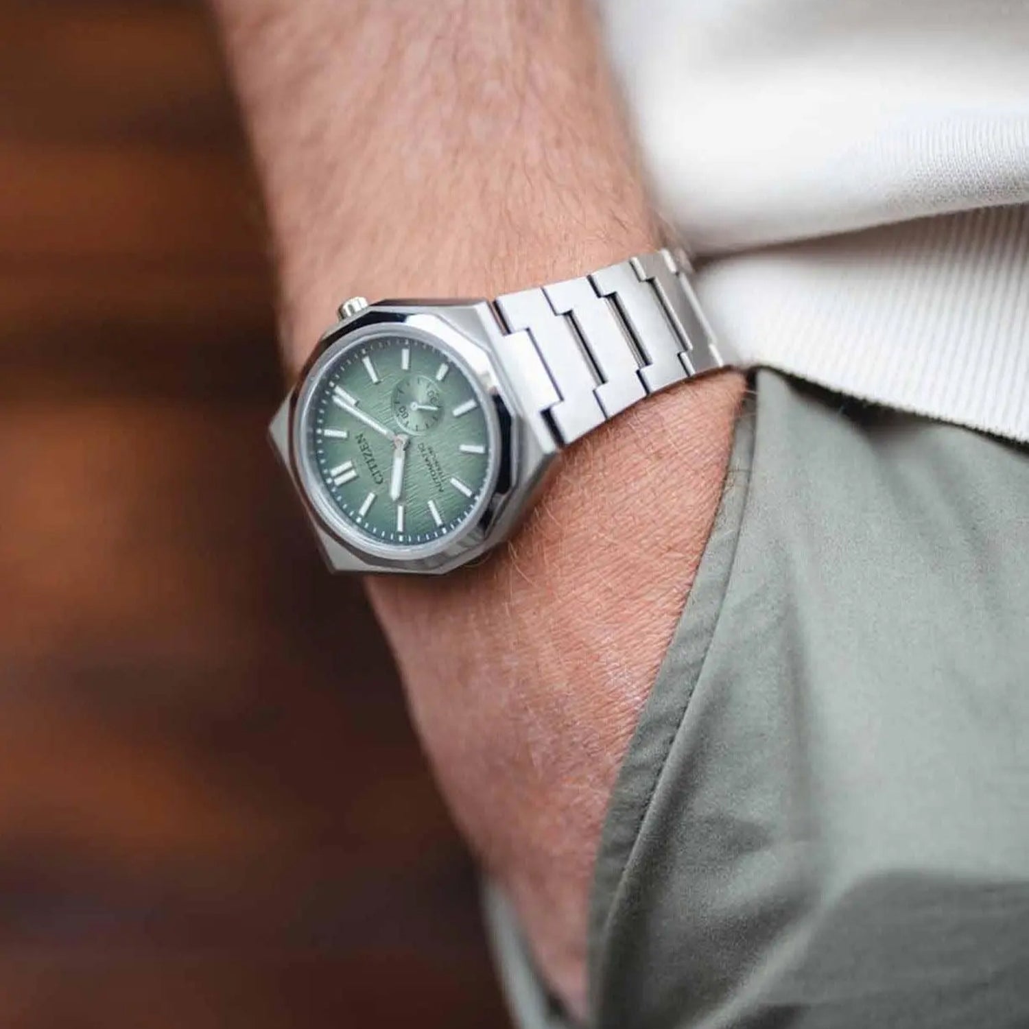 Zenshin Men Automatic Green Dial Analog Titanium Watch NK5020-58X