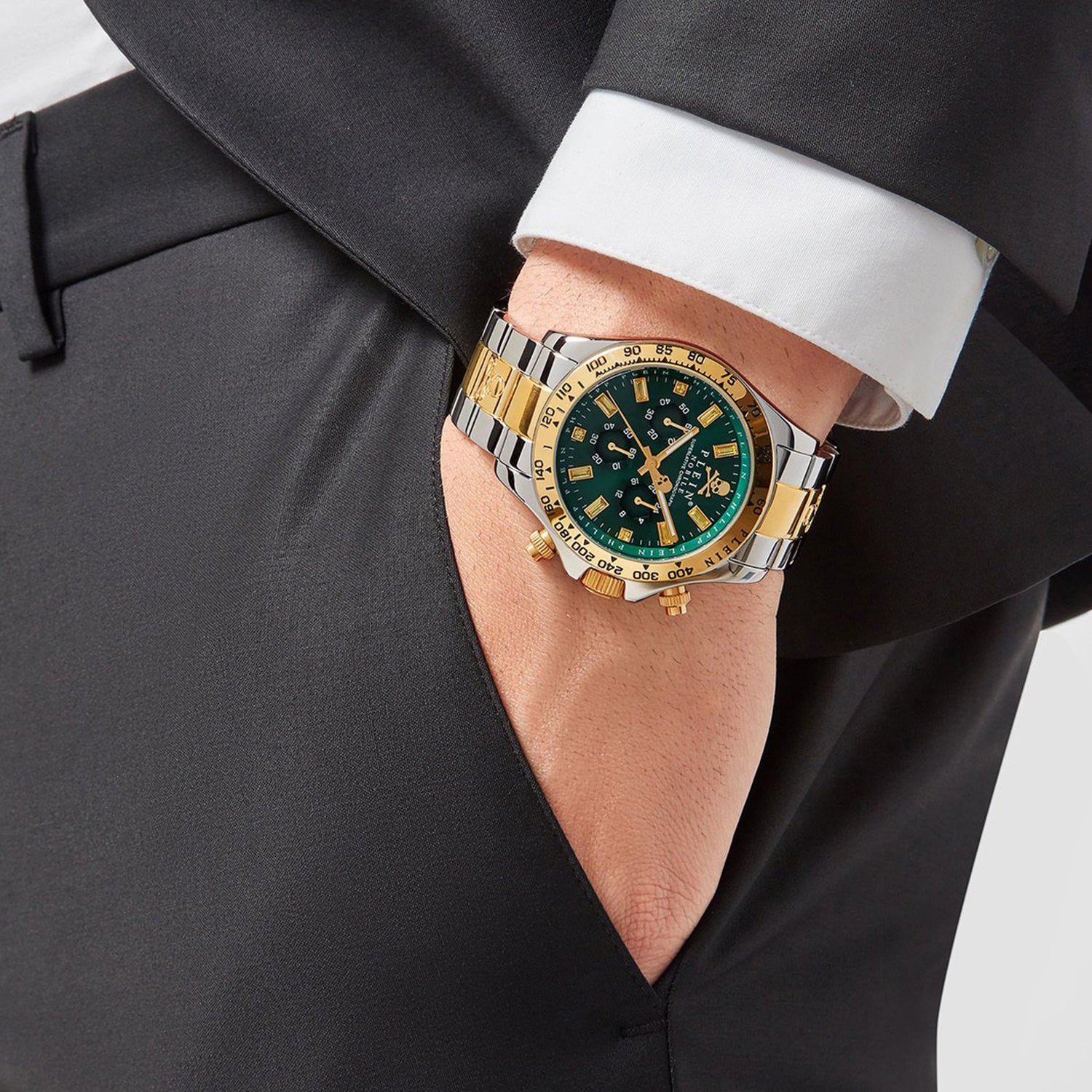 Women Quartz Green Dial Chronograph Stainless Steel Watch PWCAA0821