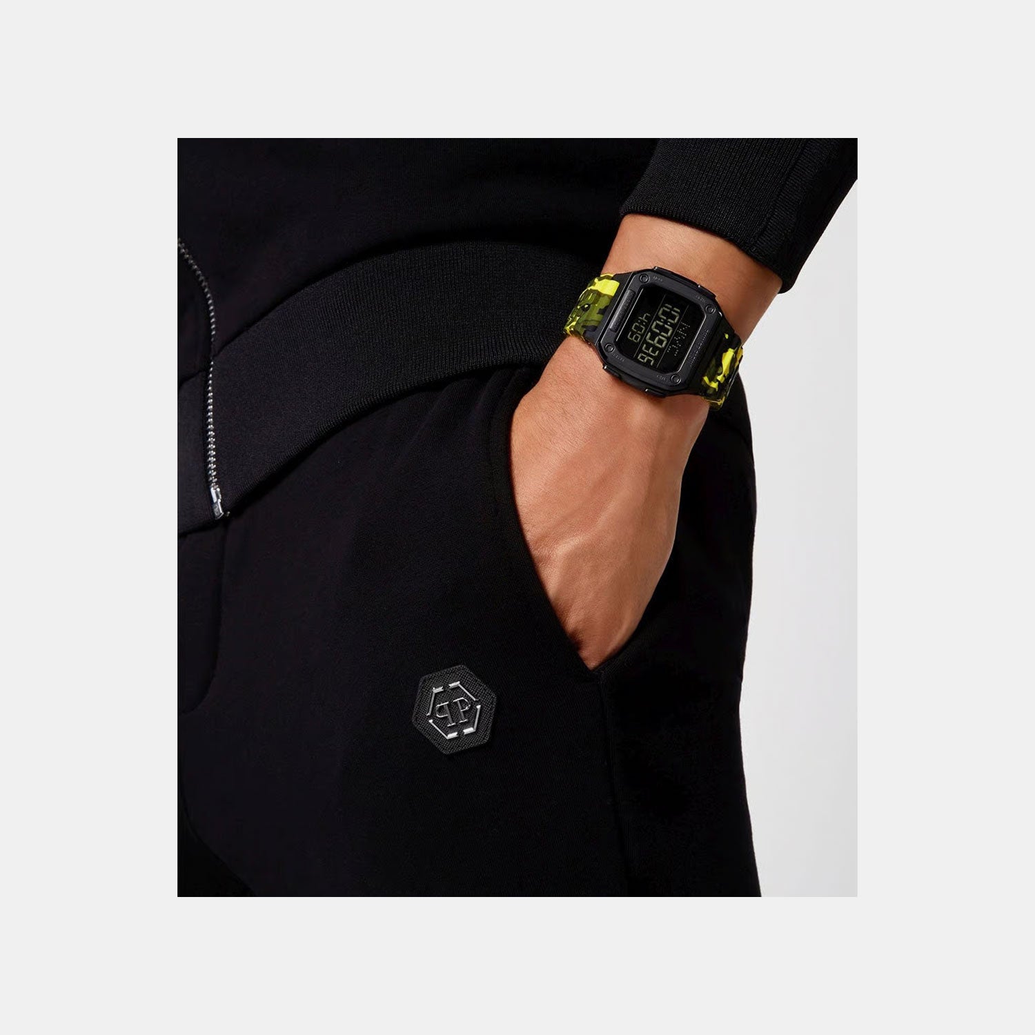 Unisex Quartz Black Dial Digital Silicone Watch PWHAA1722