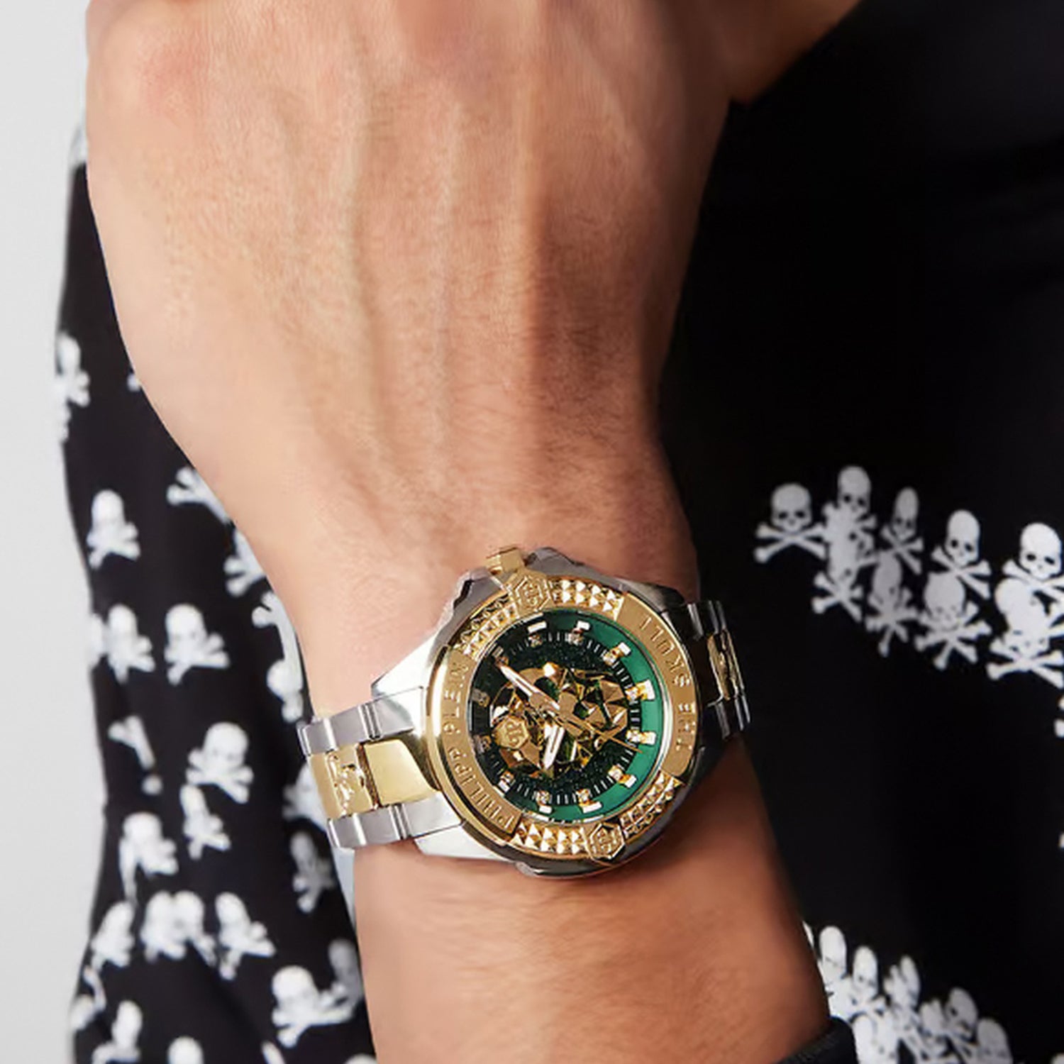 Unisex Quartz Green Dial Analog Stainless Steel Watch PWNAA0622