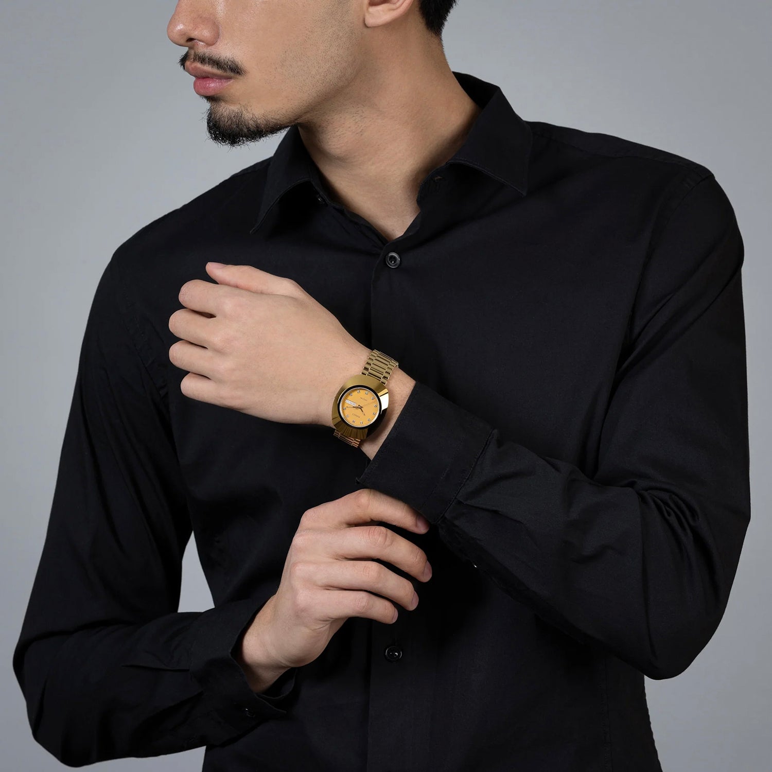 Diastar Men Quartz Gold Dial Analog Stainless Steel Watch R12393633