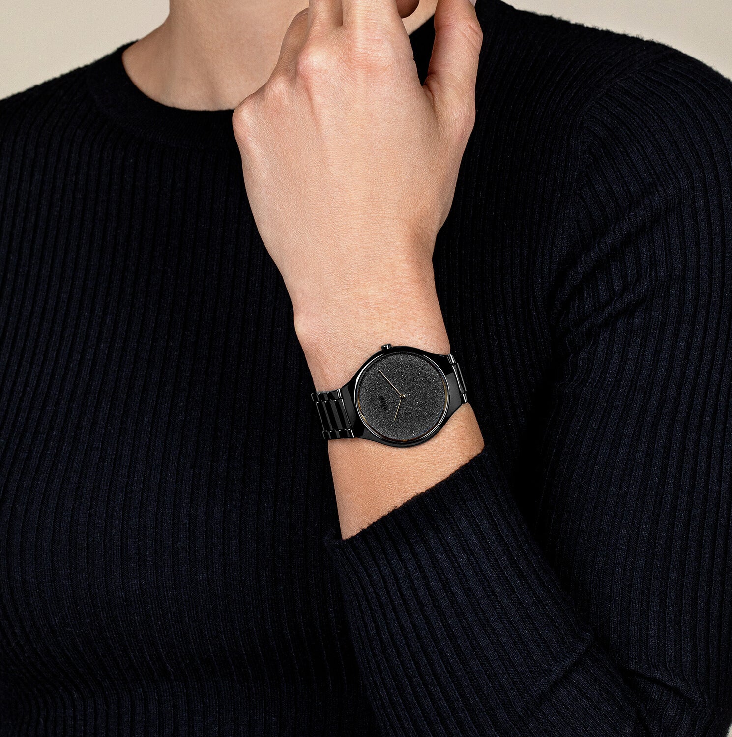 Rado 42 mm Round Quartz watch