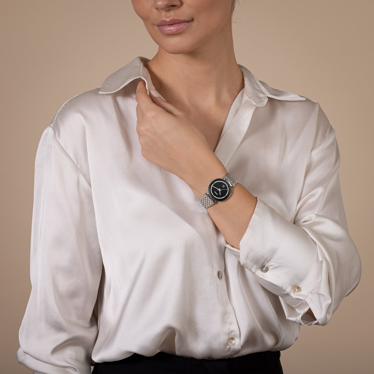 Florence Women Quartz Black Dial Analog Stainless Steel Watch R48913163