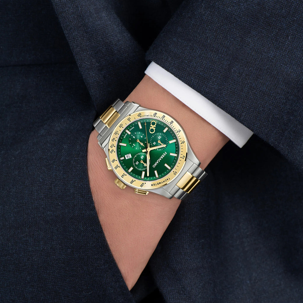 Men Quartz Green Dial Chronograph Stainless Steel Watch SFKZ01126