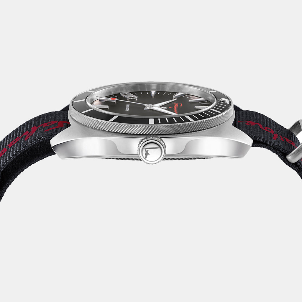 Men Quartz Black Dial Analog Stainless Steel Watch SFMG00121