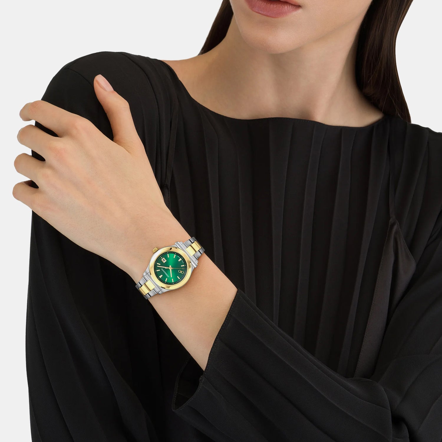 Women Quartz Green Dial Analog Stainless Steel Watch SFNS00226