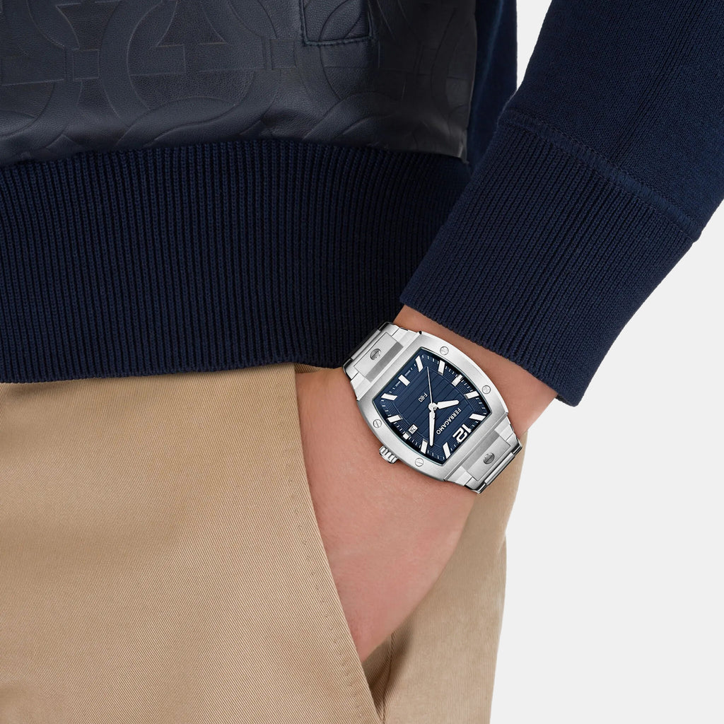 F-80 Men Quartz Blue Dial Analog Stainless Steel Watch SFT800525