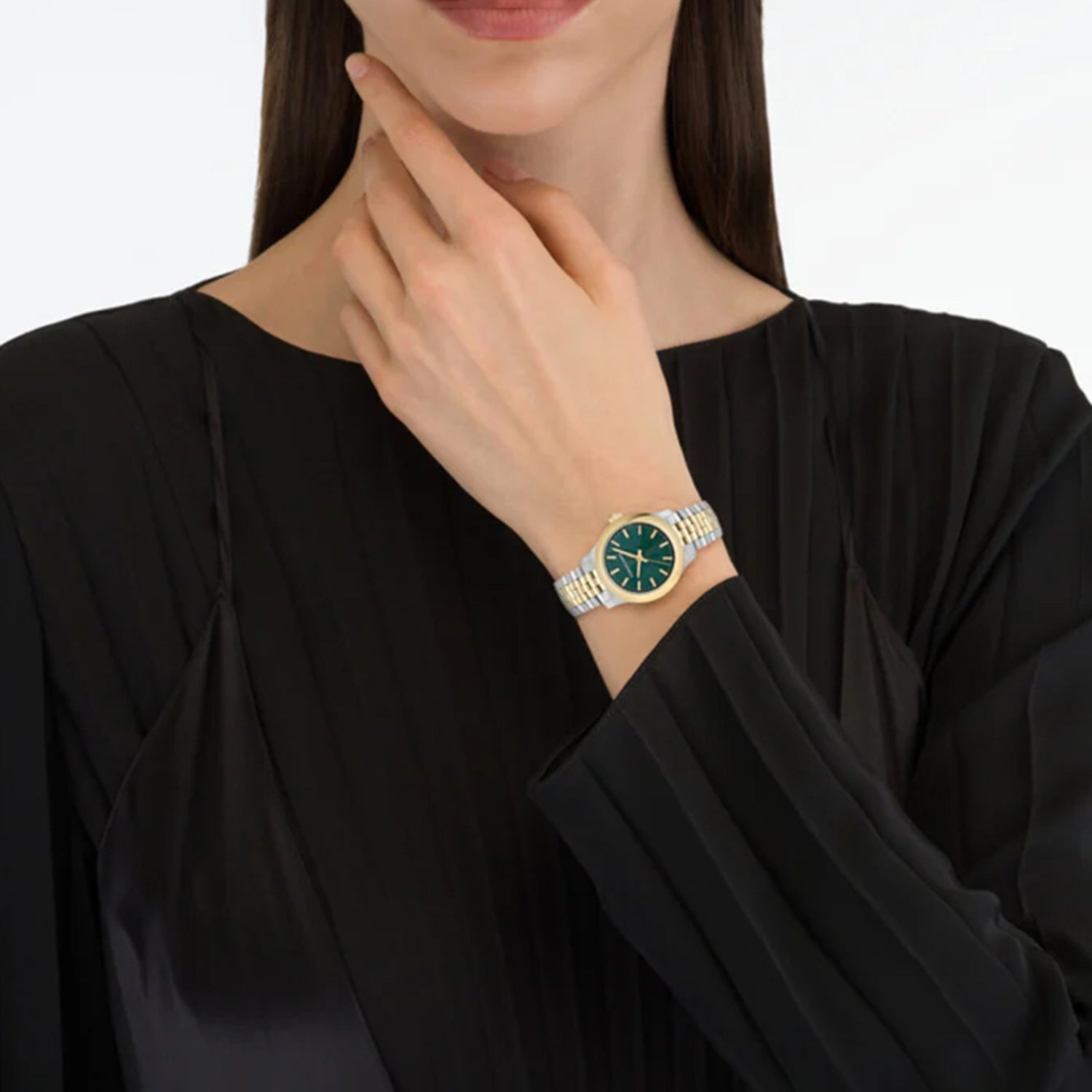 Women Quartz Green Dial Analog Stainless Steel Watch SFTY00225