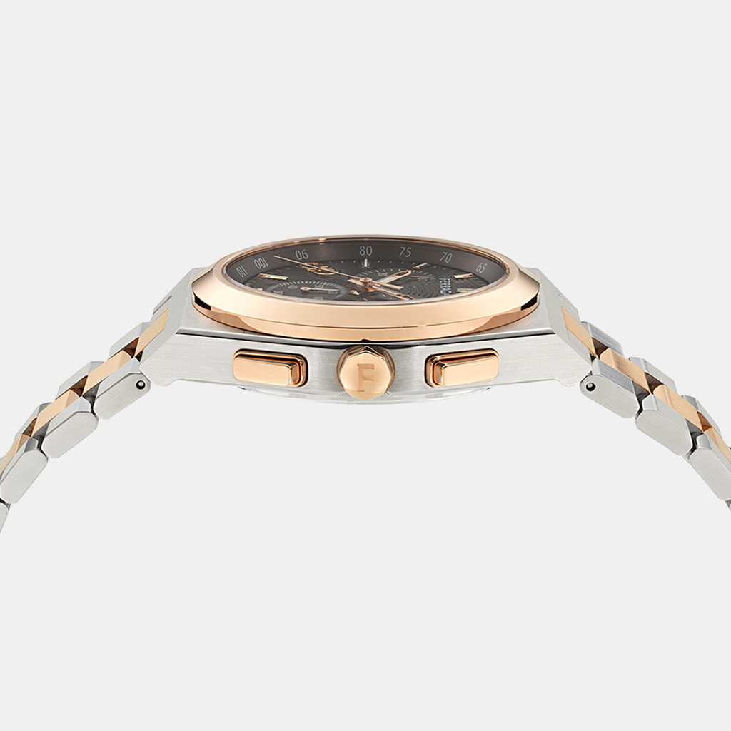 Ferragamo 42 mm Round Quartz watch