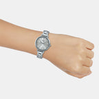 Casio 32 mm Silver Quartz watch