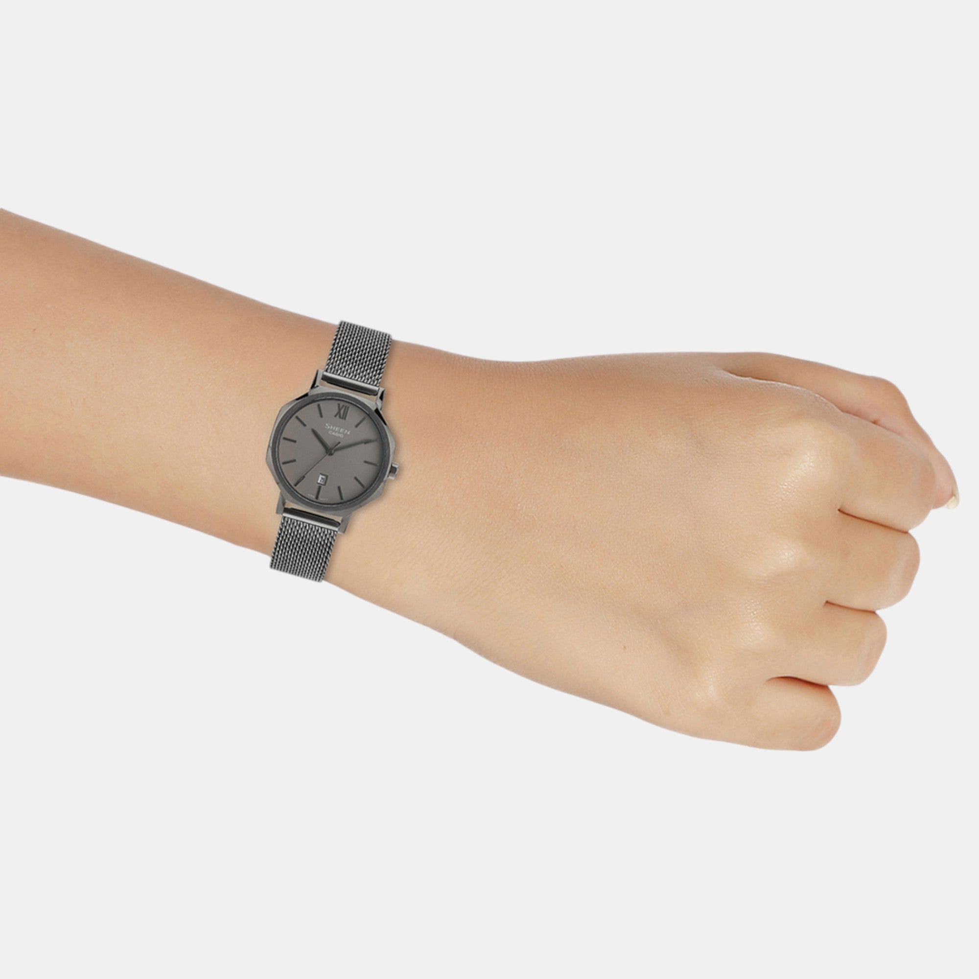 Sheen Women Quartz Grey Dial Analog Mesh Watch SH315