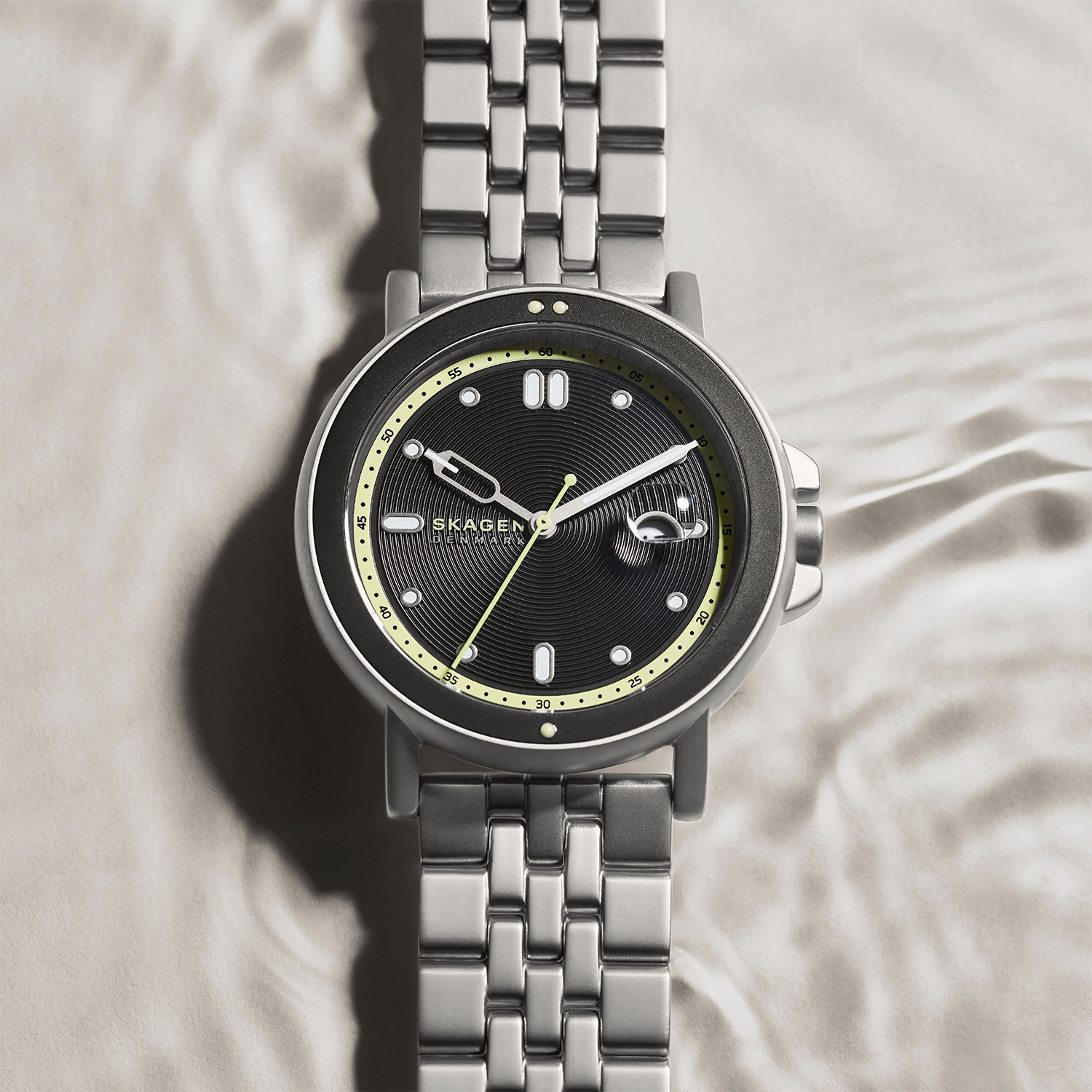 Skagen Round Quartz Analog Men watch