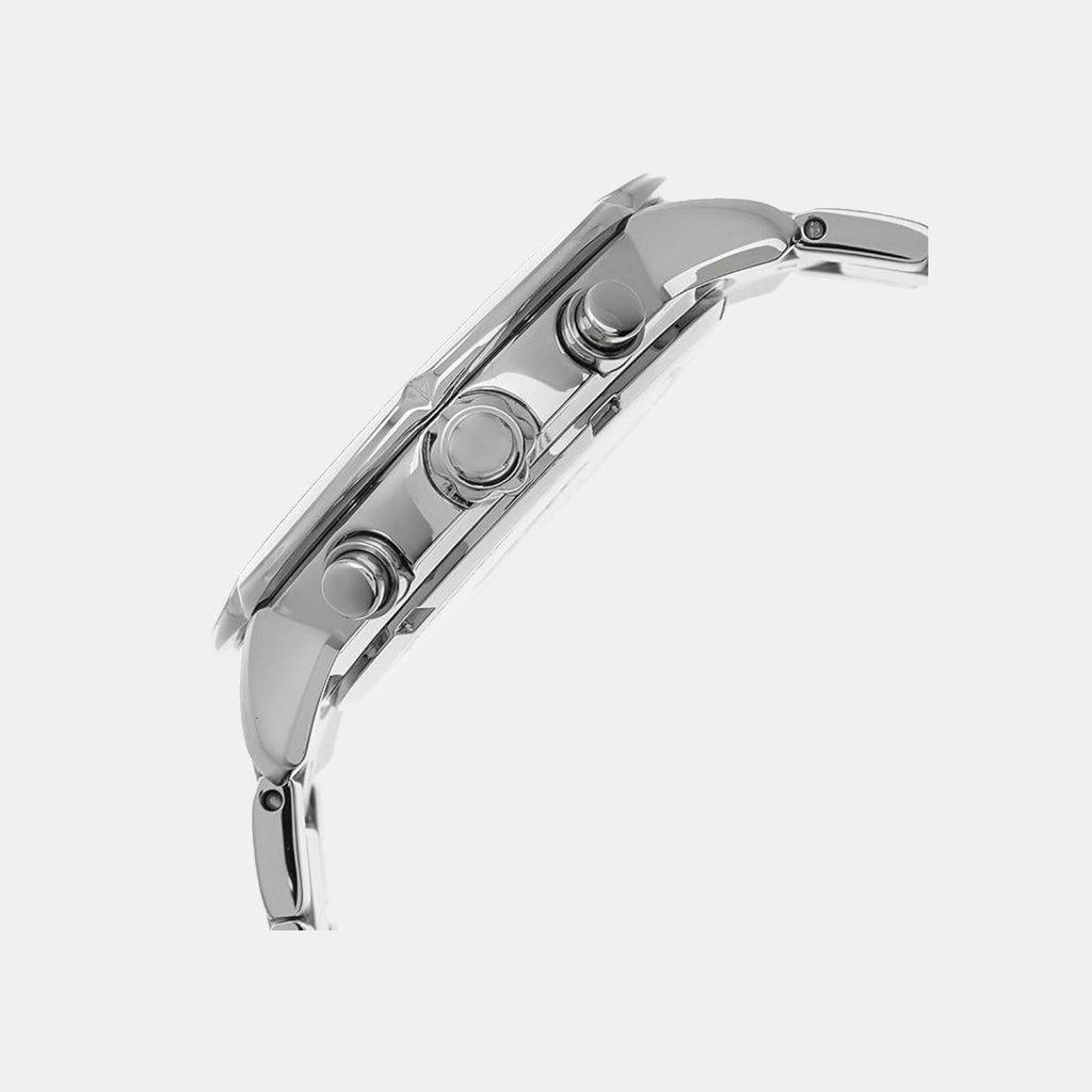 Seiko 37 mm Round Quartz watch