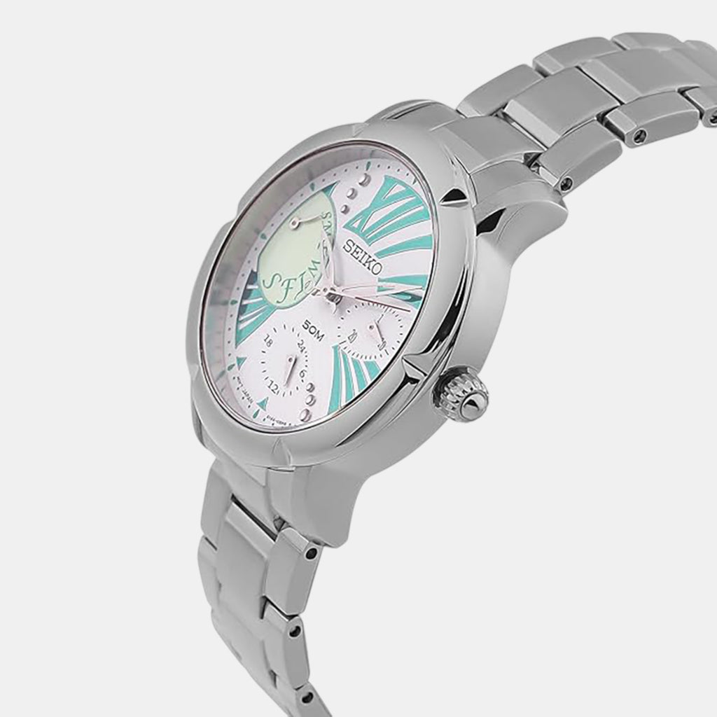 Seiko 37 mm Round Quartz watch