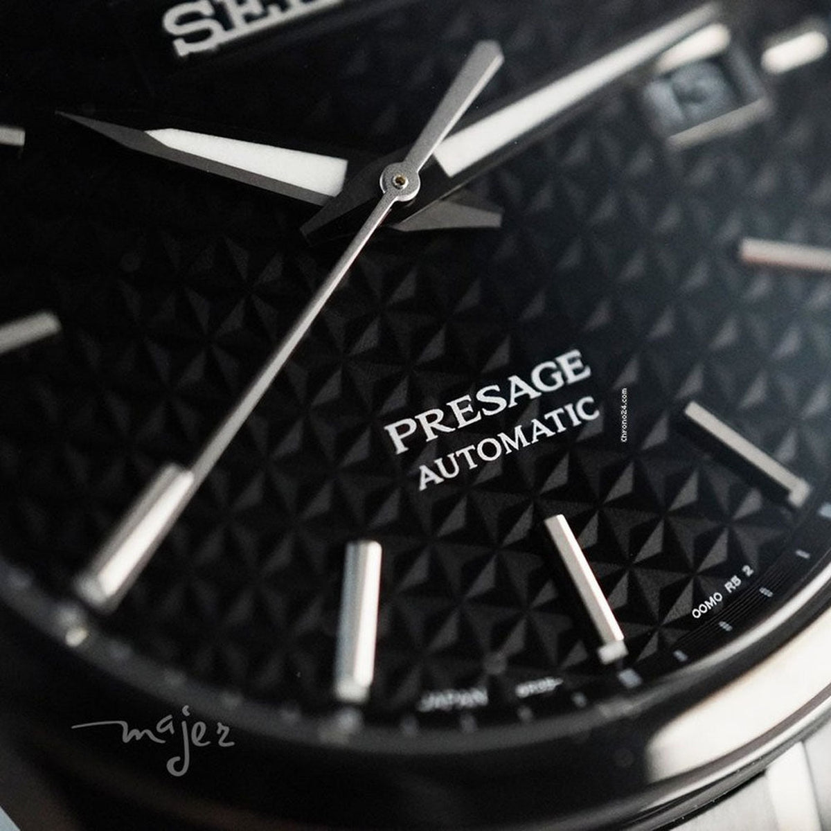 Presage Men Automatic Black Dial Analog Stainless Steel Watch SPB229J1