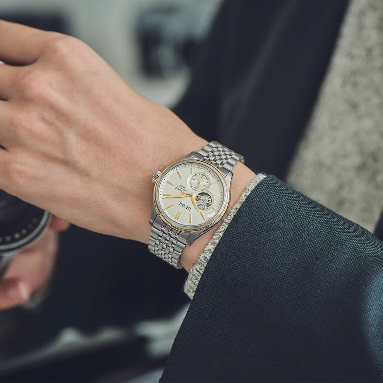 Presage Men Automatic Champagne Dial Analog Stainless Steel Watch SPB480J1