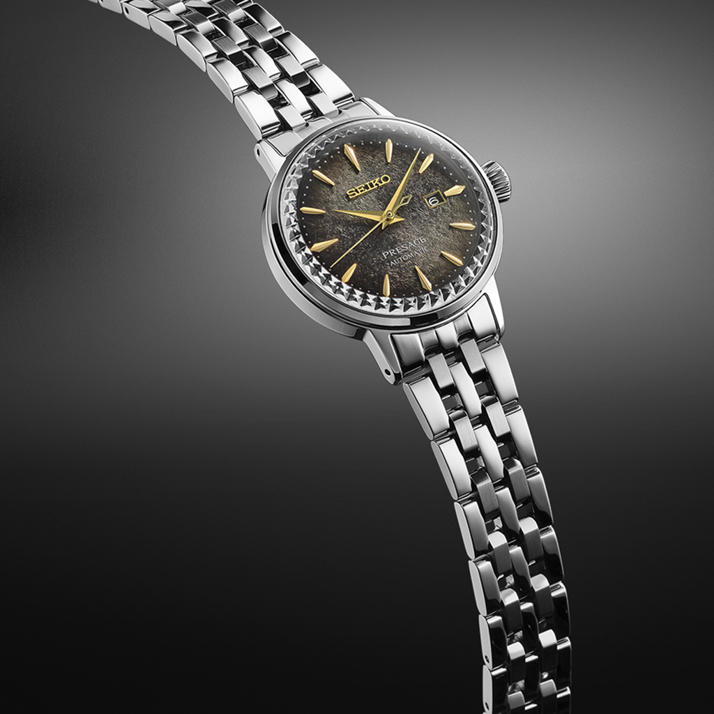Seiko Women Round Black watch