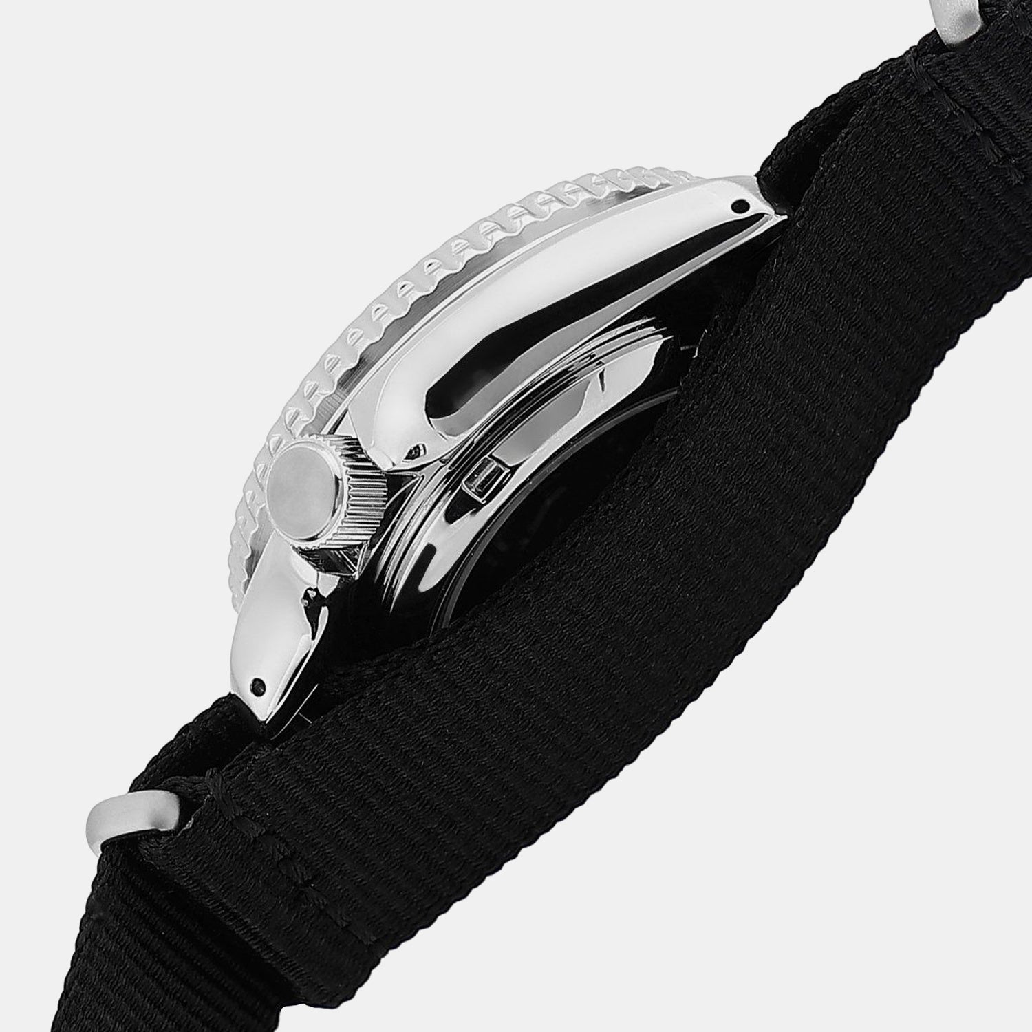 New 5 Sports Men Automatic Black Dial Analog Nylon Watch SRPD55K3