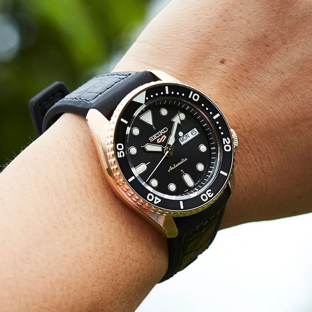 5 Sports Men Automatic Black Dial Analog Leather Watch SRPD76K1