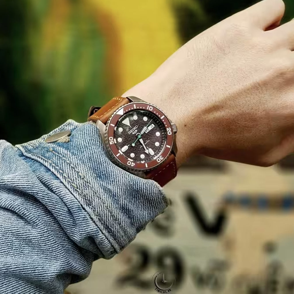 5 Sports Men Automatic Brown Dial Analog Stainless Steel Watch SRPD85K1