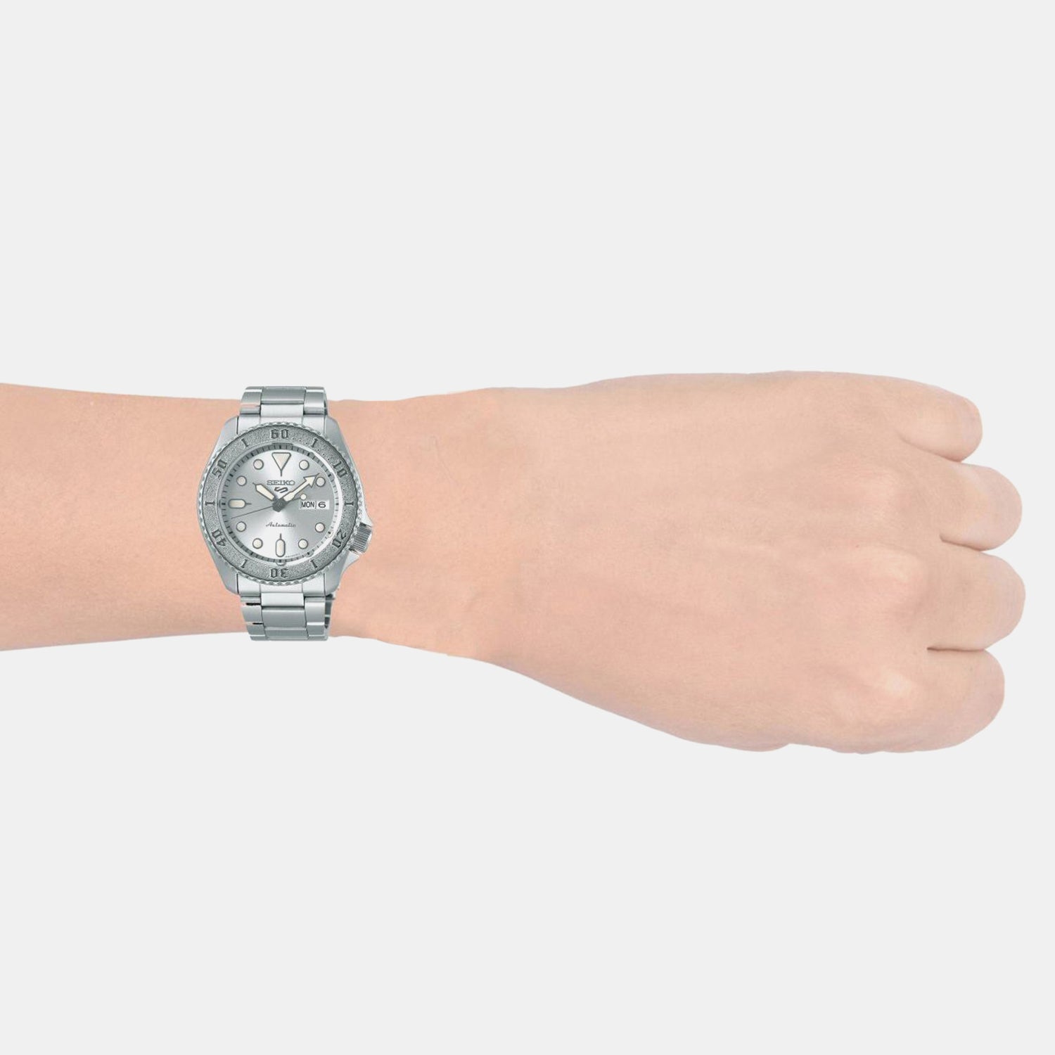 5 Sports Men Automatic Silver Dial Analog Stainless Steel Watch SRPE71K1