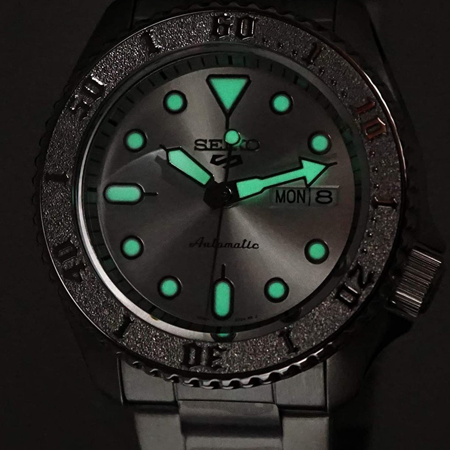 5 Sports Men Automatic Silver Dial Analog Stainless Steel Watch SRPE71K1