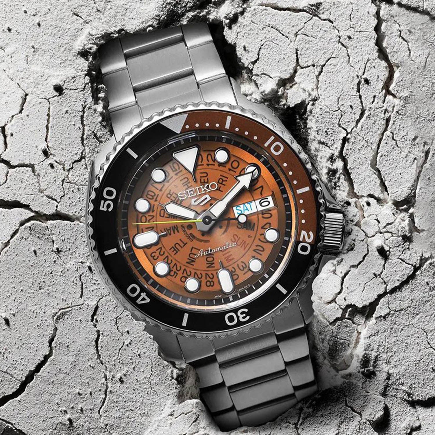 5 Sports Men Automatic Brown Dial Analog Stainless Steel Watch SRPJ47K1