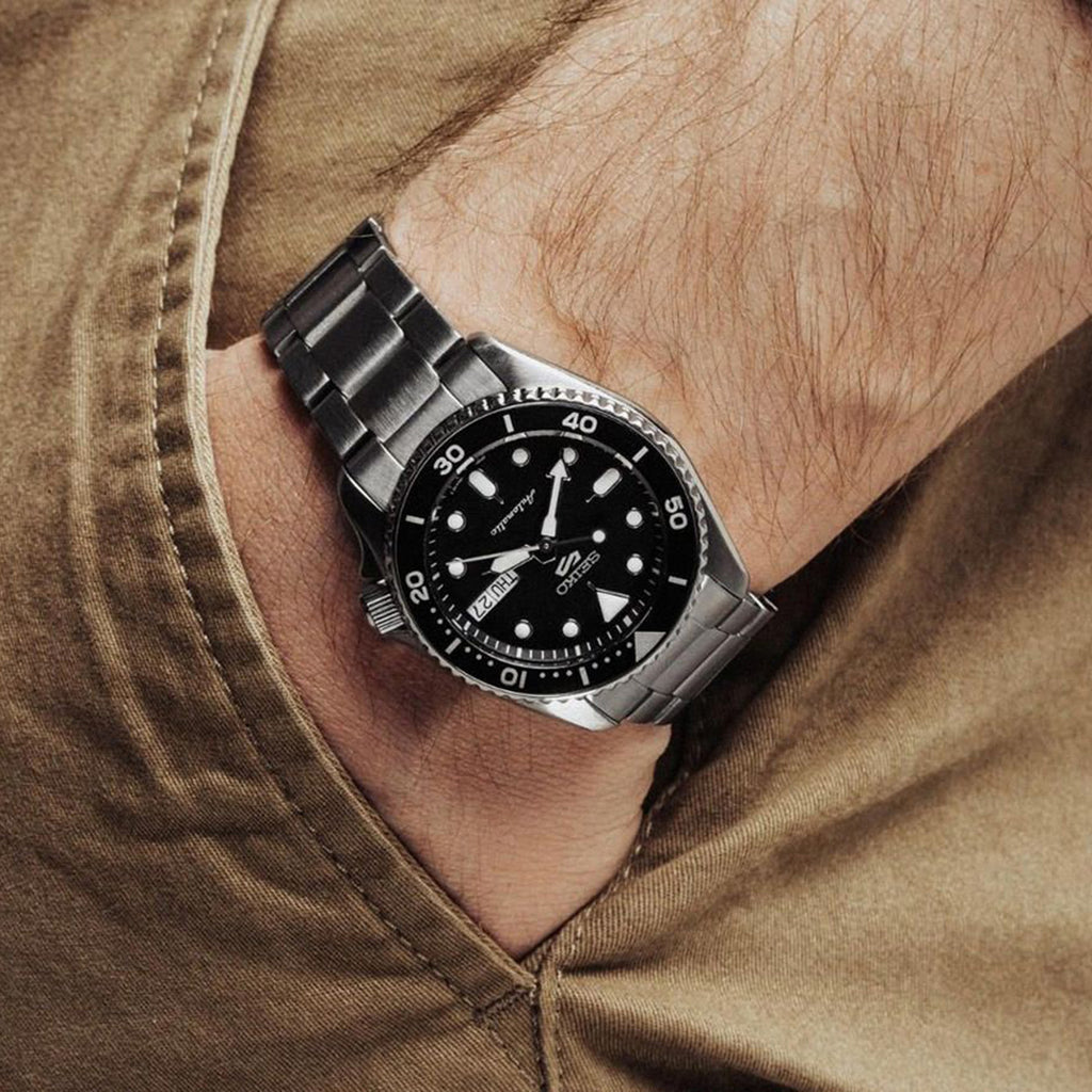 5 Sports Men Automatic Black Dial Analog Stainless Steel Watch SRPK29K1