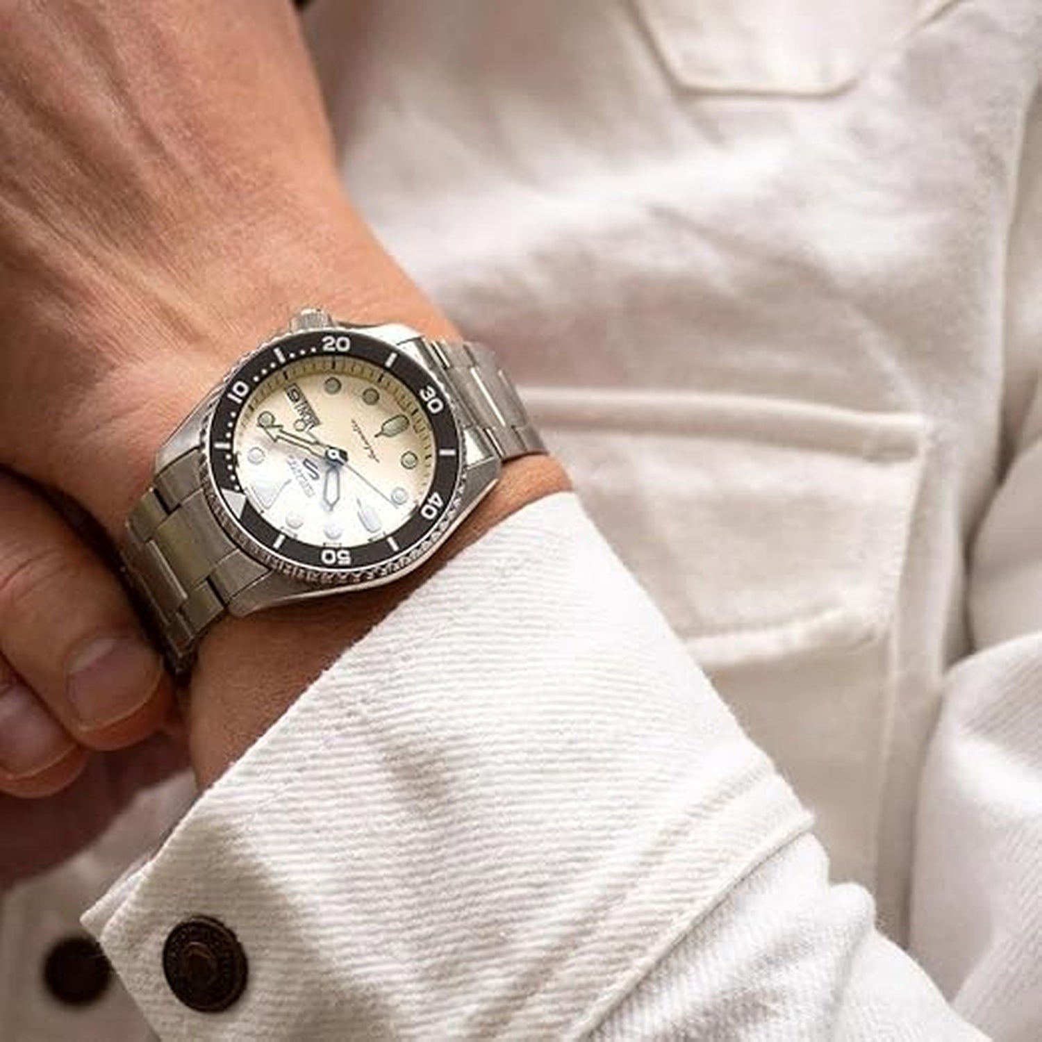 5 Sports Men Automatic Cream Dial Analog Stainless Steel Watch SRPK31K1