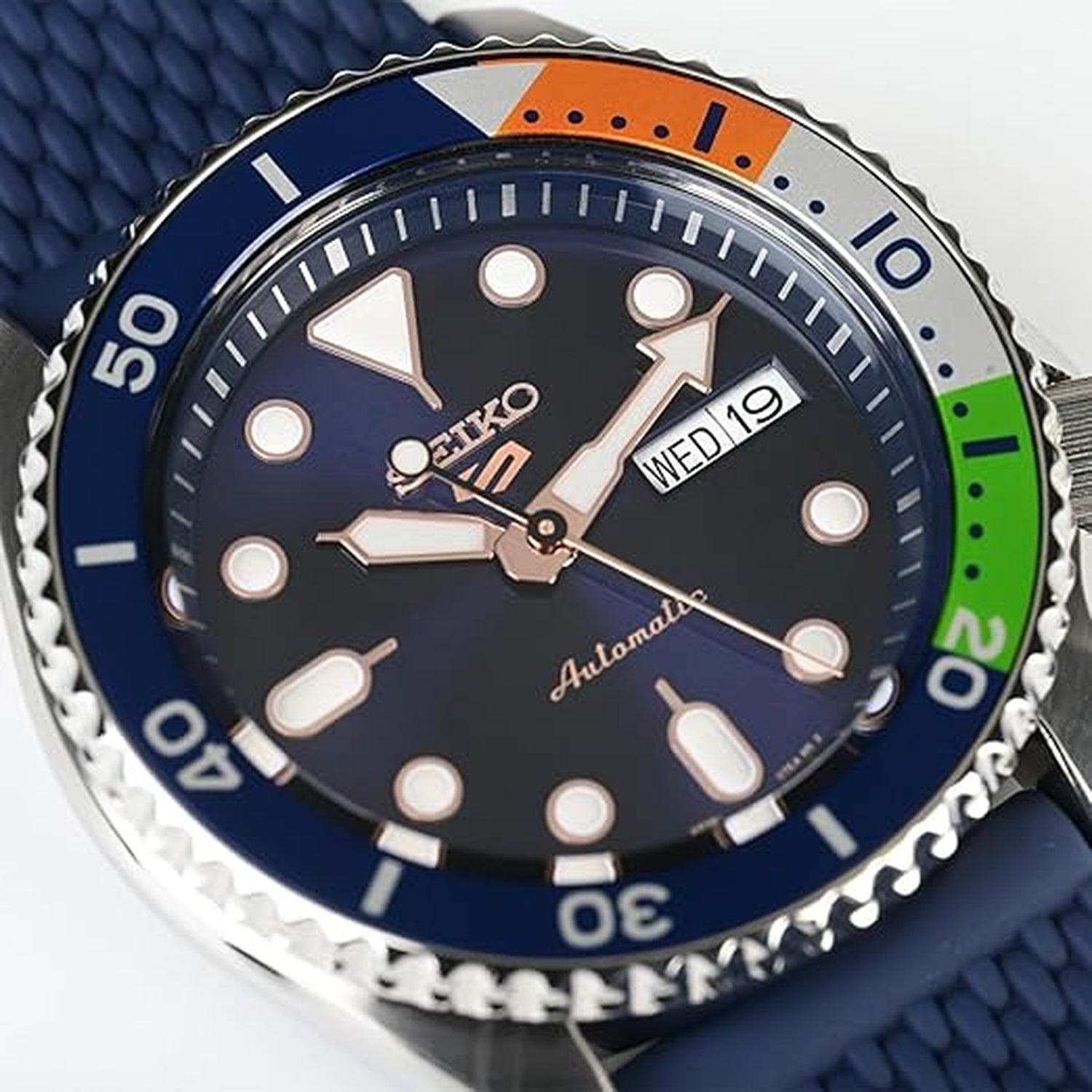 5 Sports Men Automatic Blue Dial Analog Stainless Steel Watch SRPK81K1