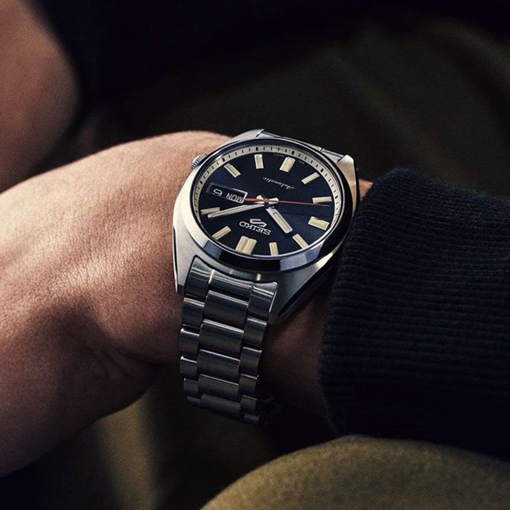 5 Sports Men Automatic Black Dial Analog Stainless Steel Watch SRPK89K1