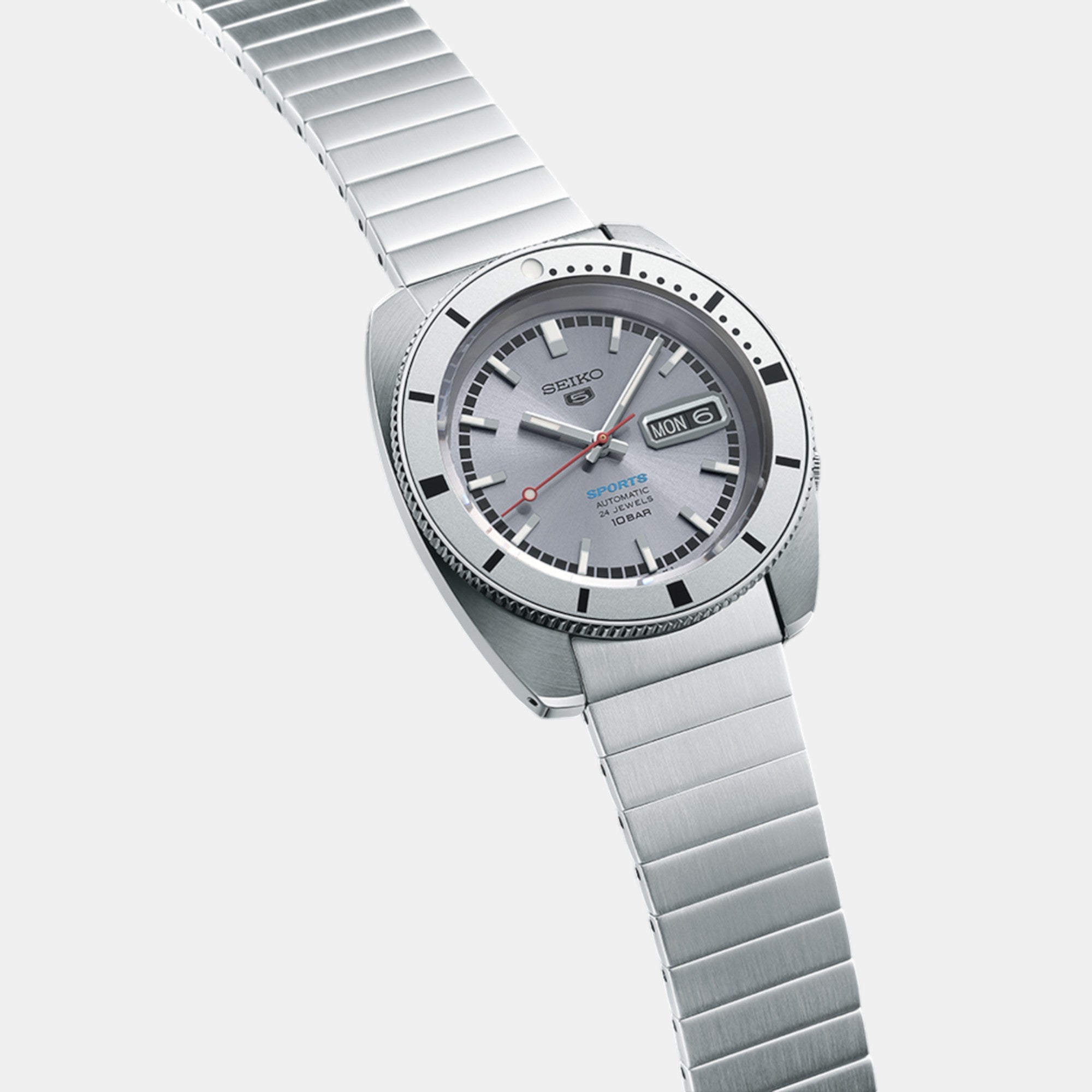 Seiko 38.50 mm Round Automatic watch