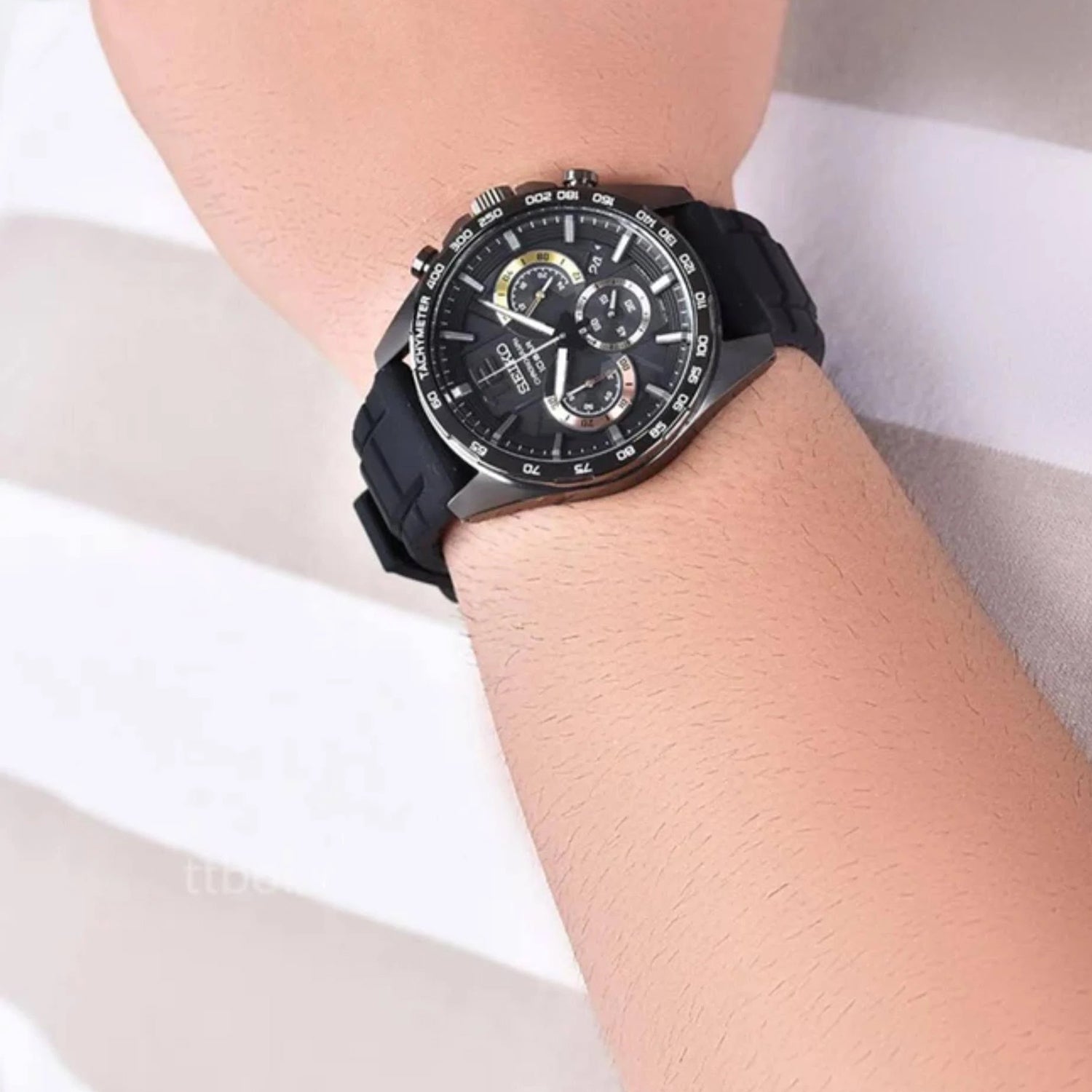 Men Quartz Black Dial Chronograph Silicone Watch SSB349P1