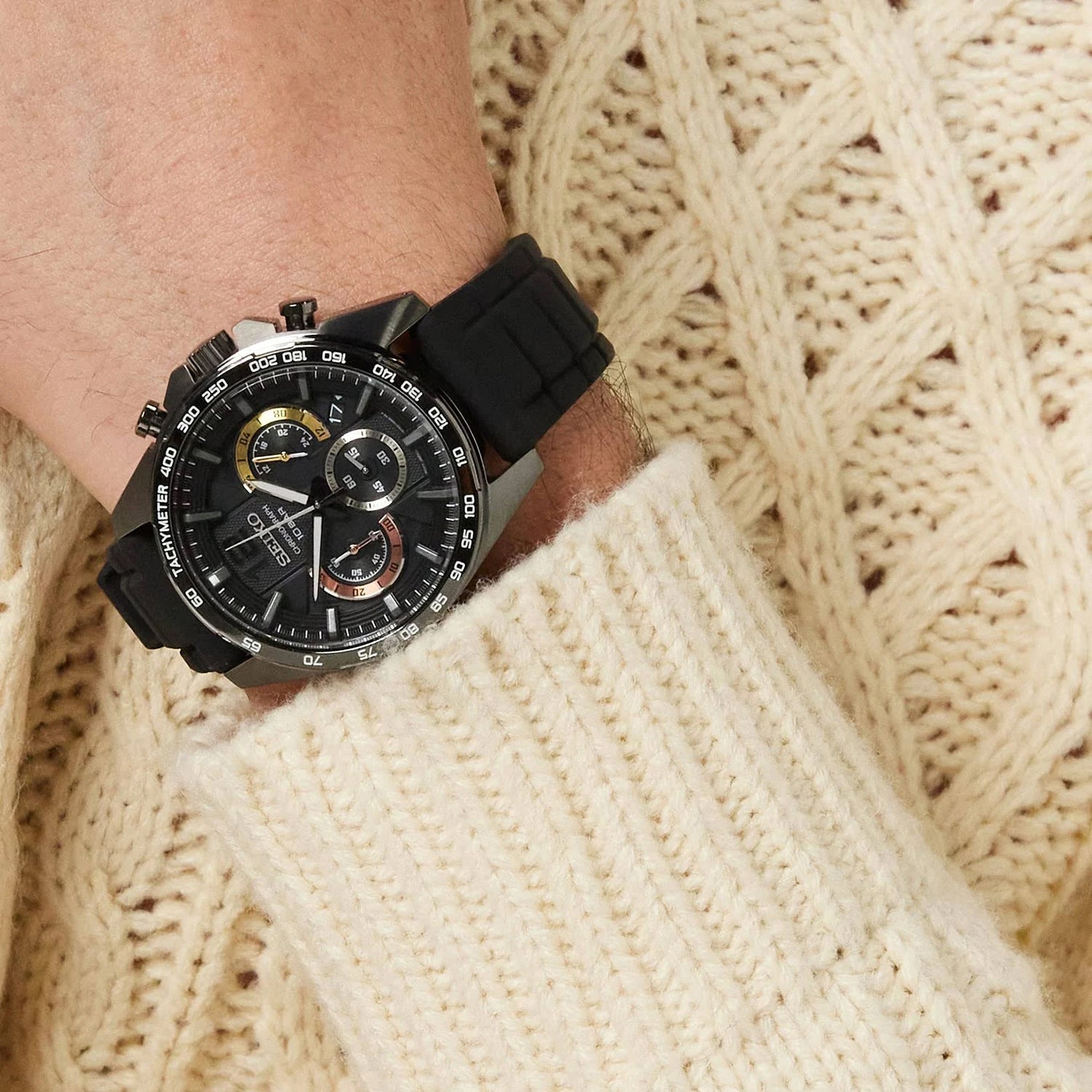 Men Quartz Black Dial Chronograph Silicone Watch SSB349P1