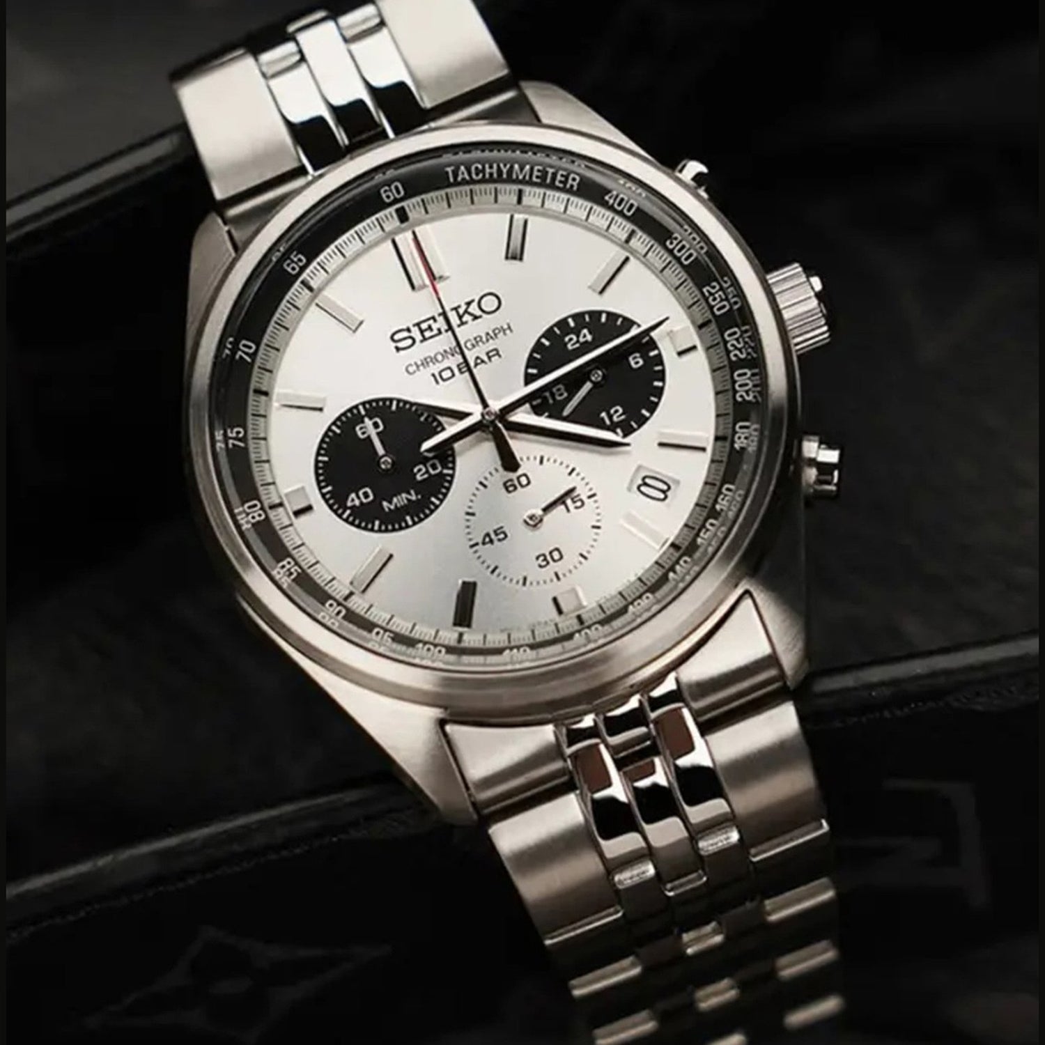 Dress Men Quartz White Dial Chronograph Stainless Steel Watch SSB425P1