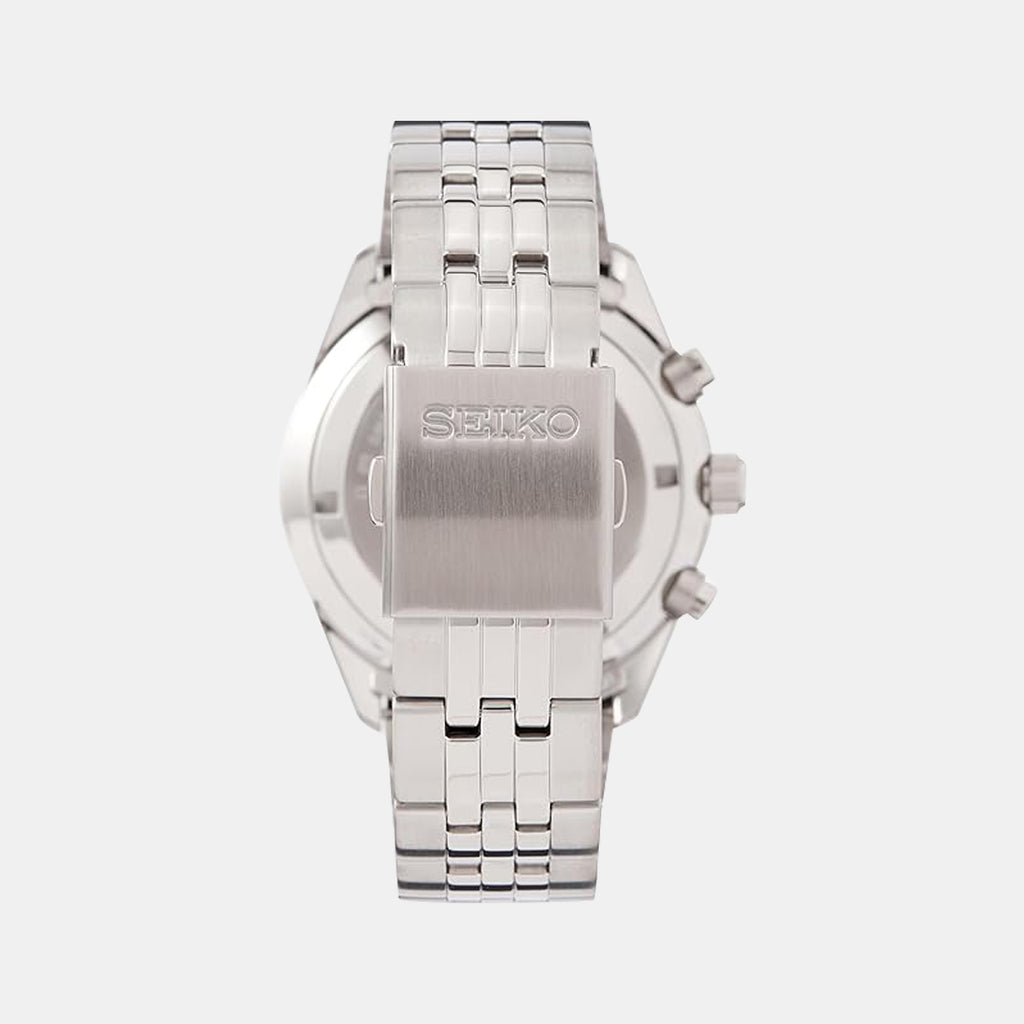 Seiko 42 mm Round Quartz watch