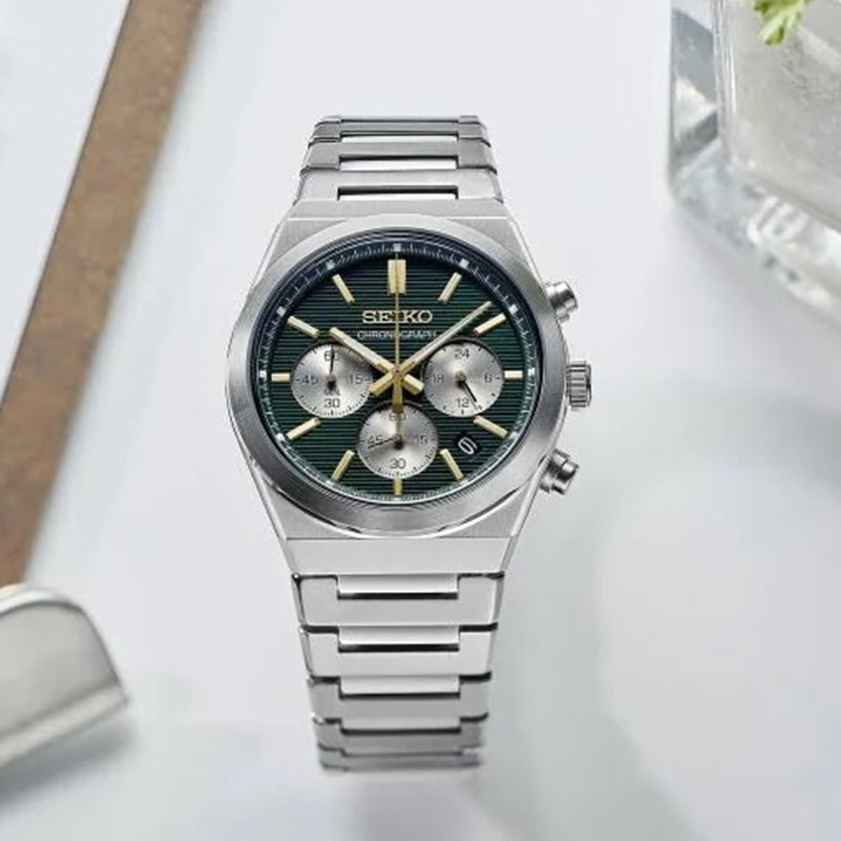 Conceptual Men Quartz Green Dial Chronograph Stainless Steel Watch SSB461P1