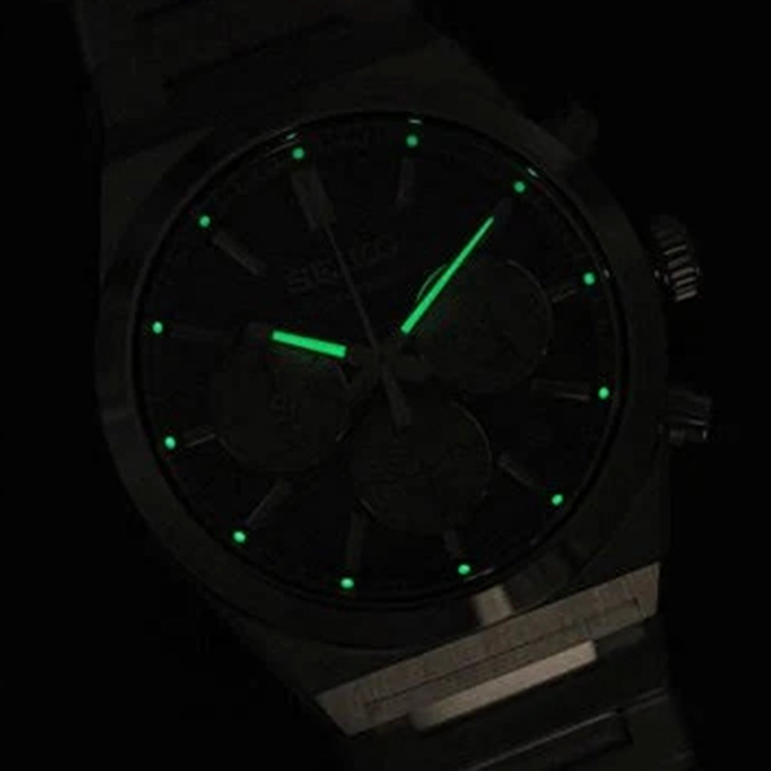 Conceptual Men Quartz Green Dial Chronograph Stainless Steel Watch SSB461P1