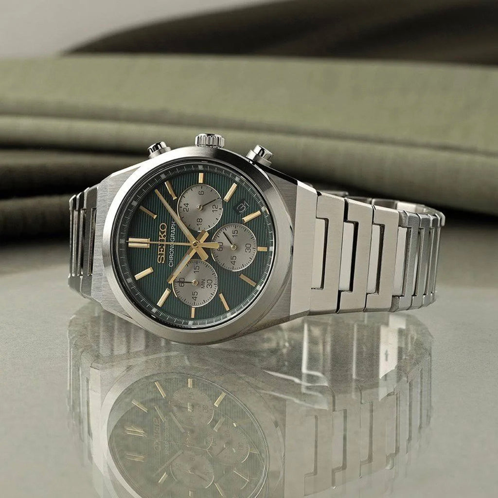 Conceptual Men Quartz Green Dial Chronograph Stainless Steel Watch SSB461P1