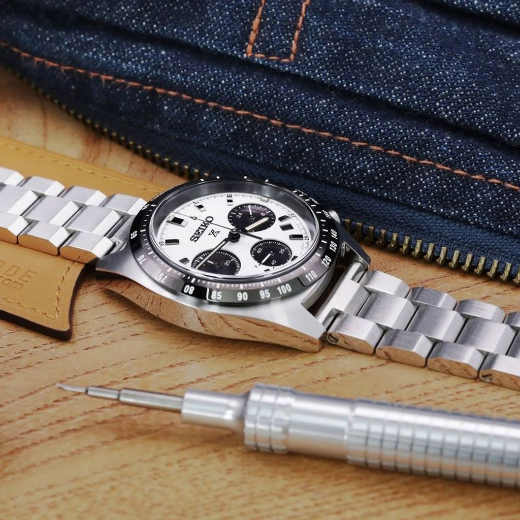 Prospex Men Solar White Dial Chronograph Metal Watch SSC813P1