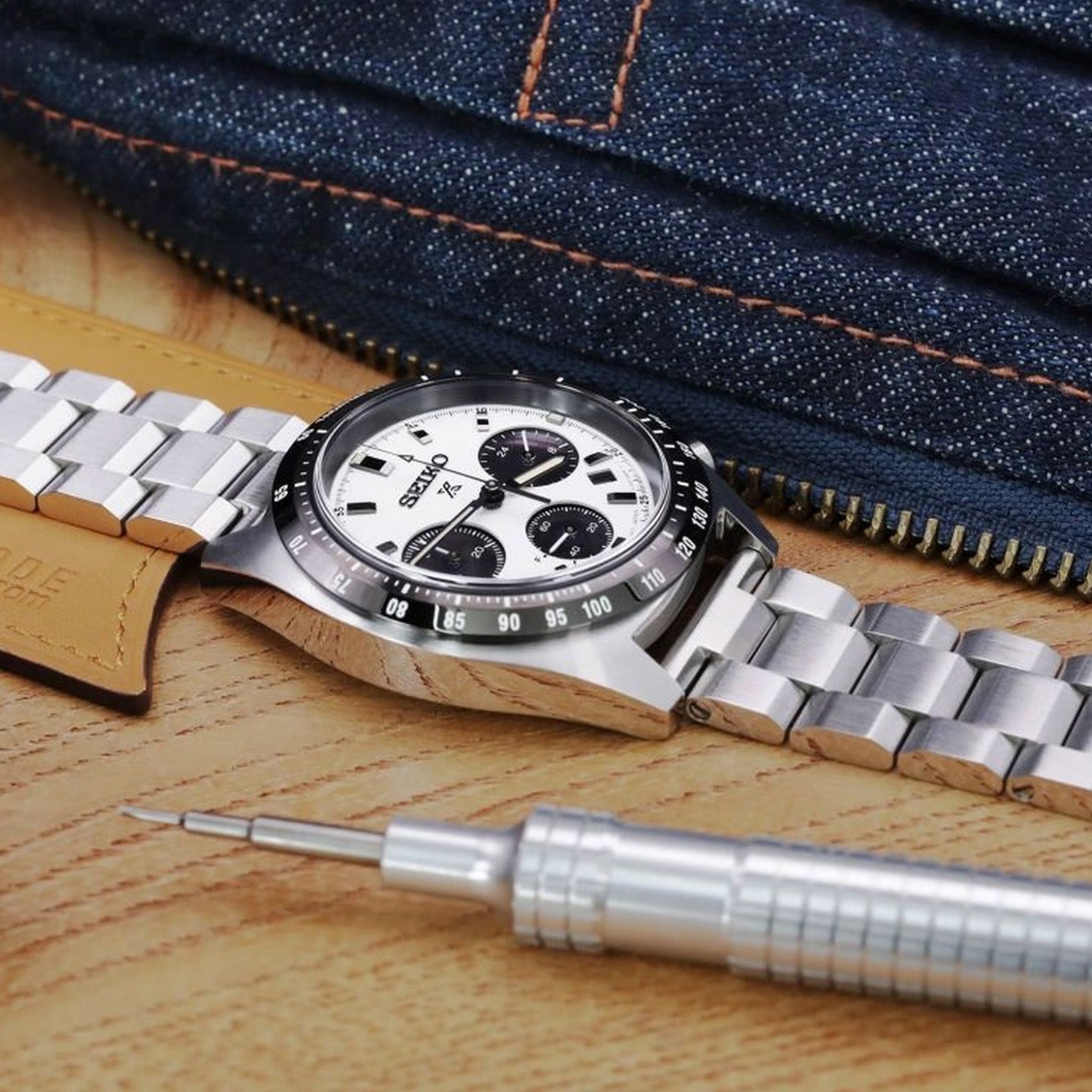 Prospex Men Solar White Dial Chronograph Metal Watch SSC813P1