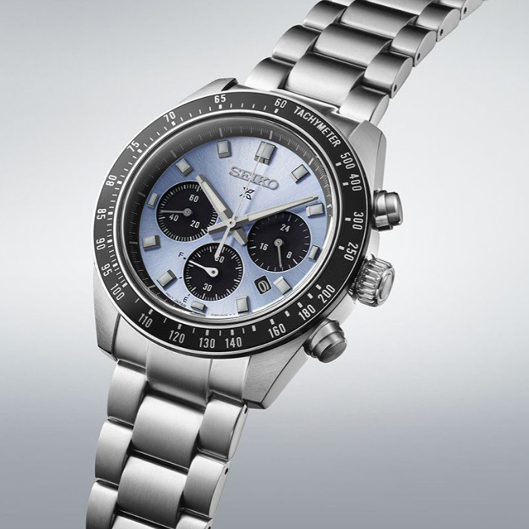 Seiko 41.4 mm Round Solar watch
