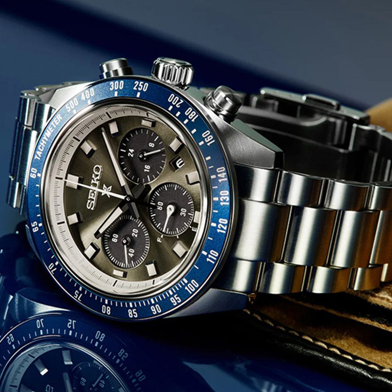 Prospex Men Solar Grey Dial Chronograph Stainless Steel Watch SSC939P1