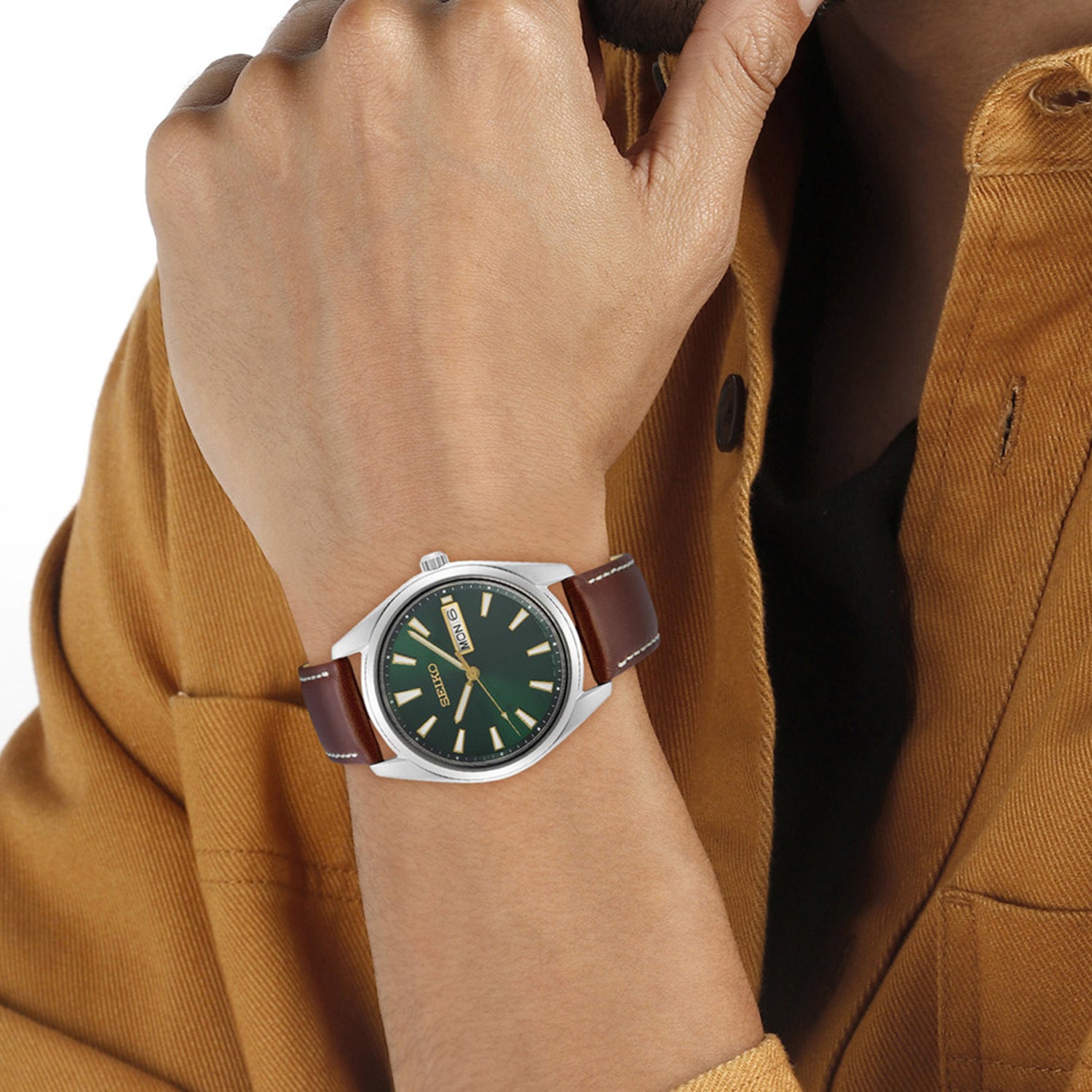 Dress Men Quartz Green Dial Analog Leather Watch SUR449P1