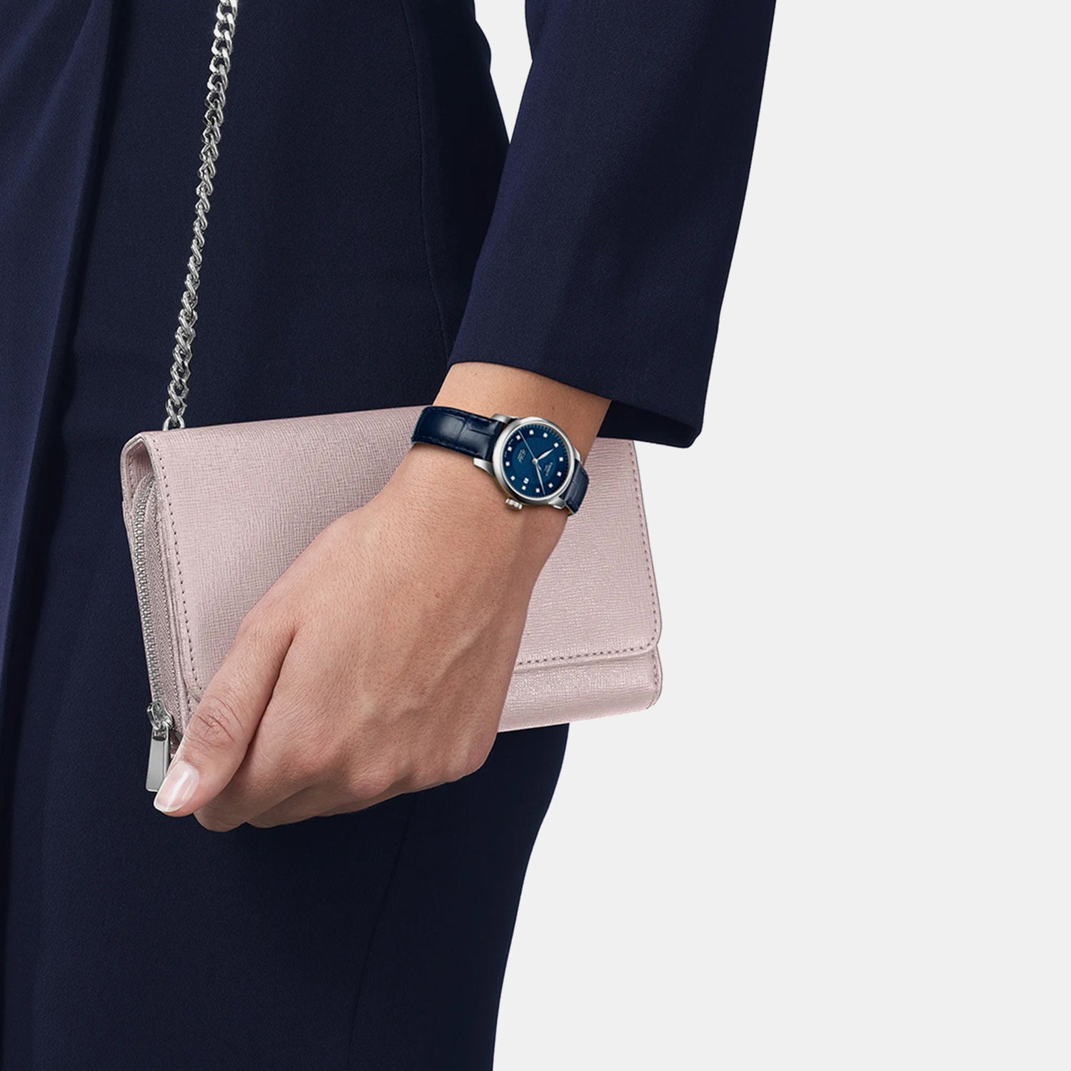 Le Locle Women Automatic Blue Dial Analog Leather Watch T0062071604600