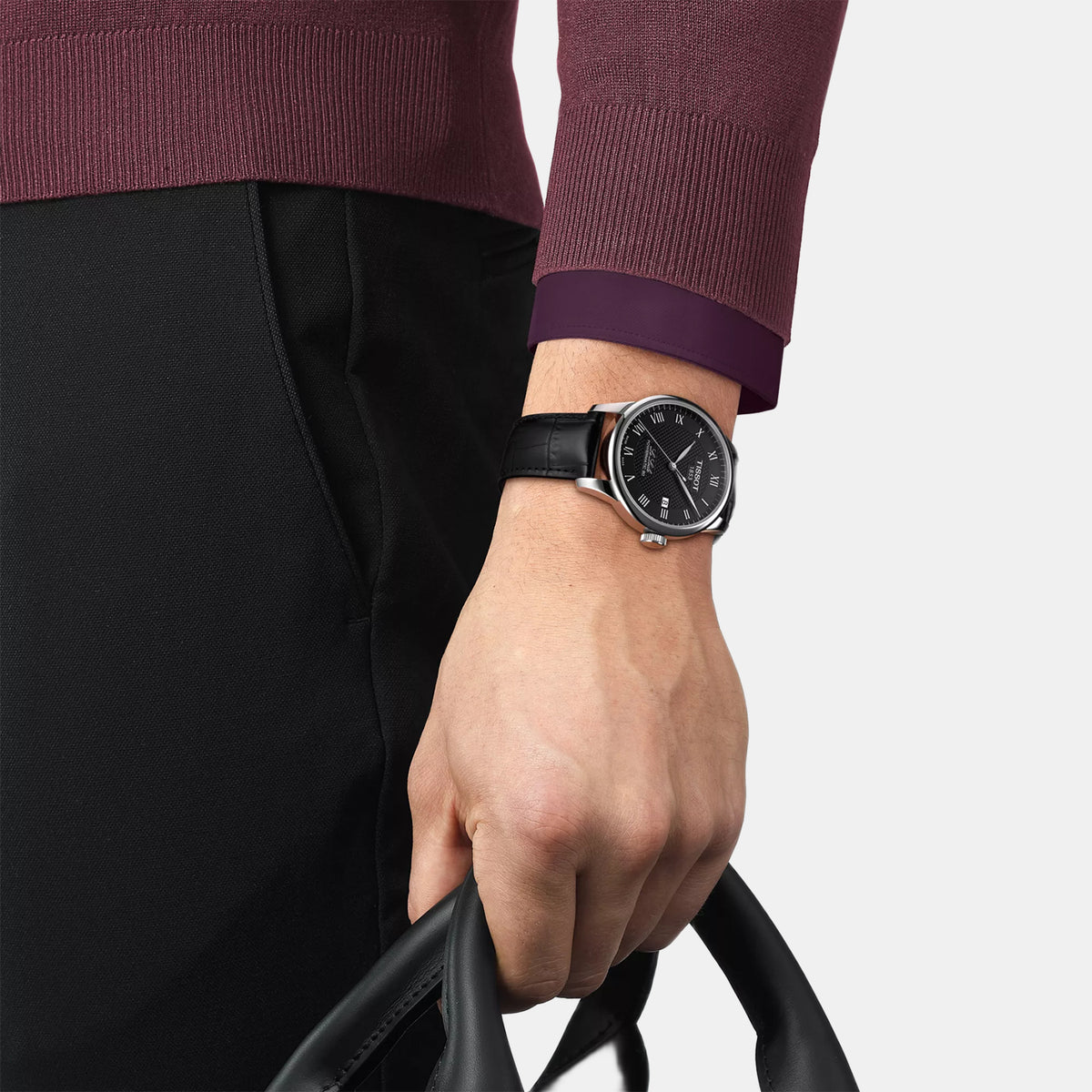 Le Locle Men Automatic Black Dial Analog Leather Watch T0064071605300